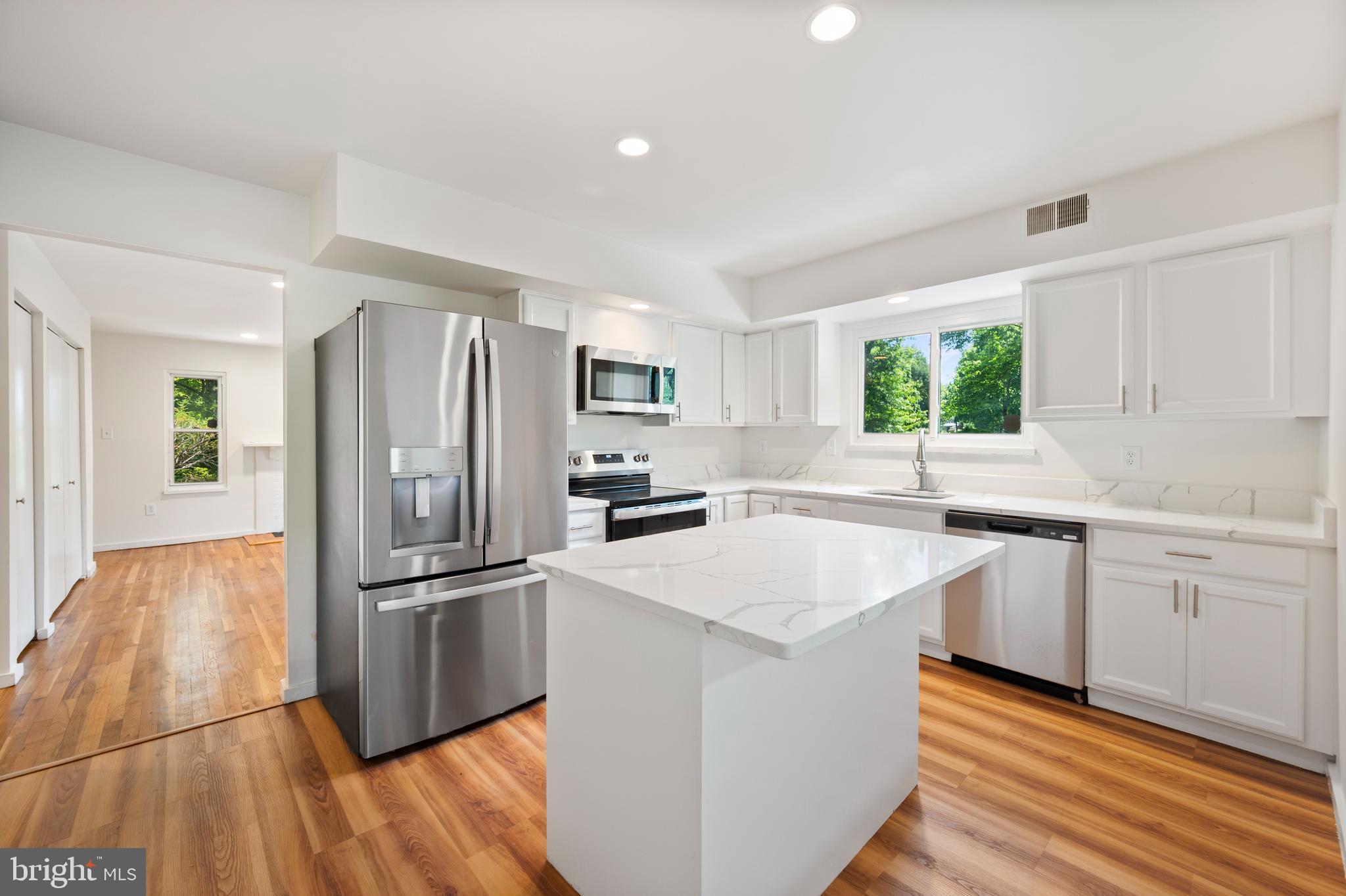 VILLAGE OF HICKORY RIDGE - Residential