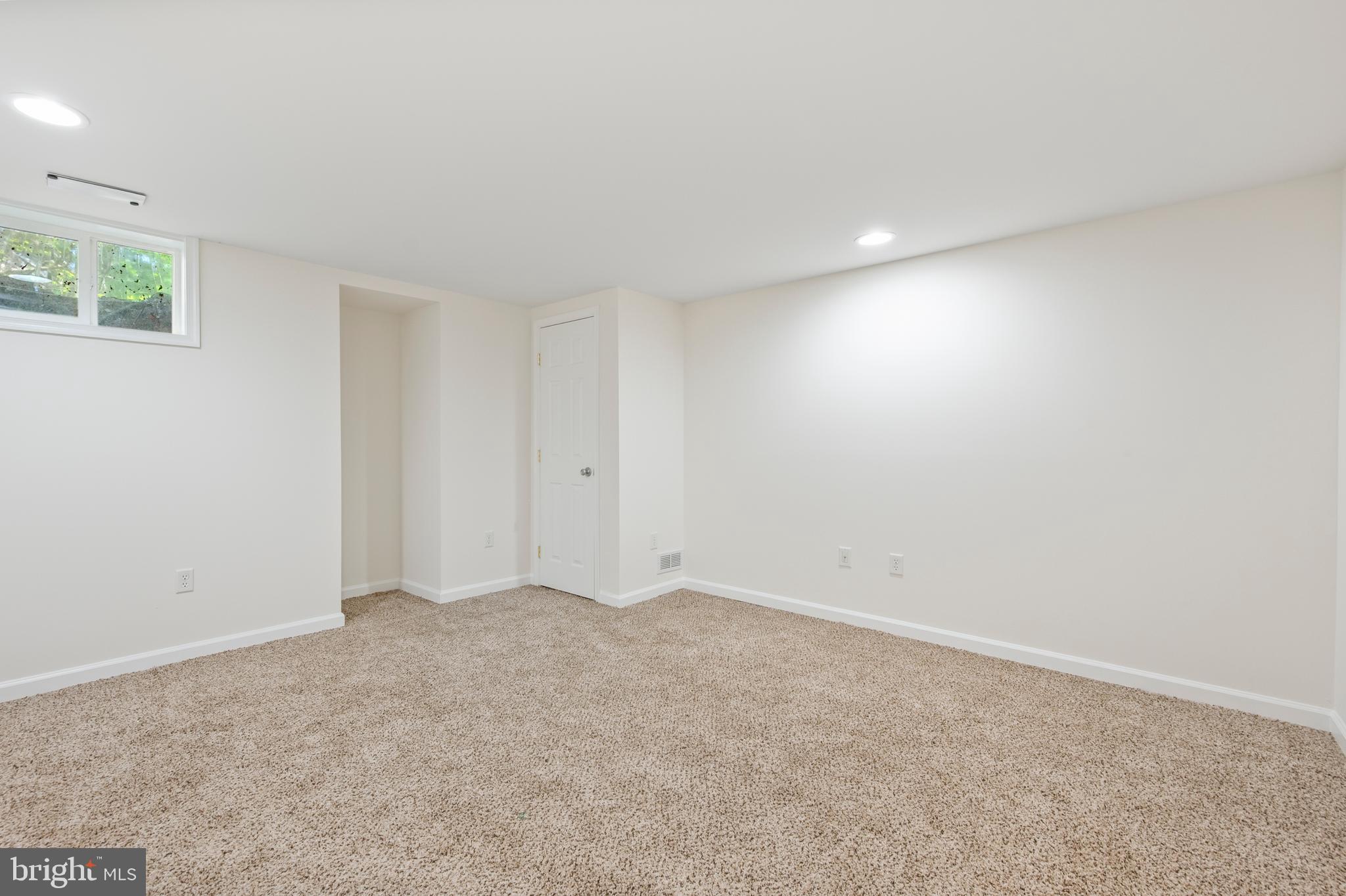 VILLAGE OF HICKORY RIDGE - Residential