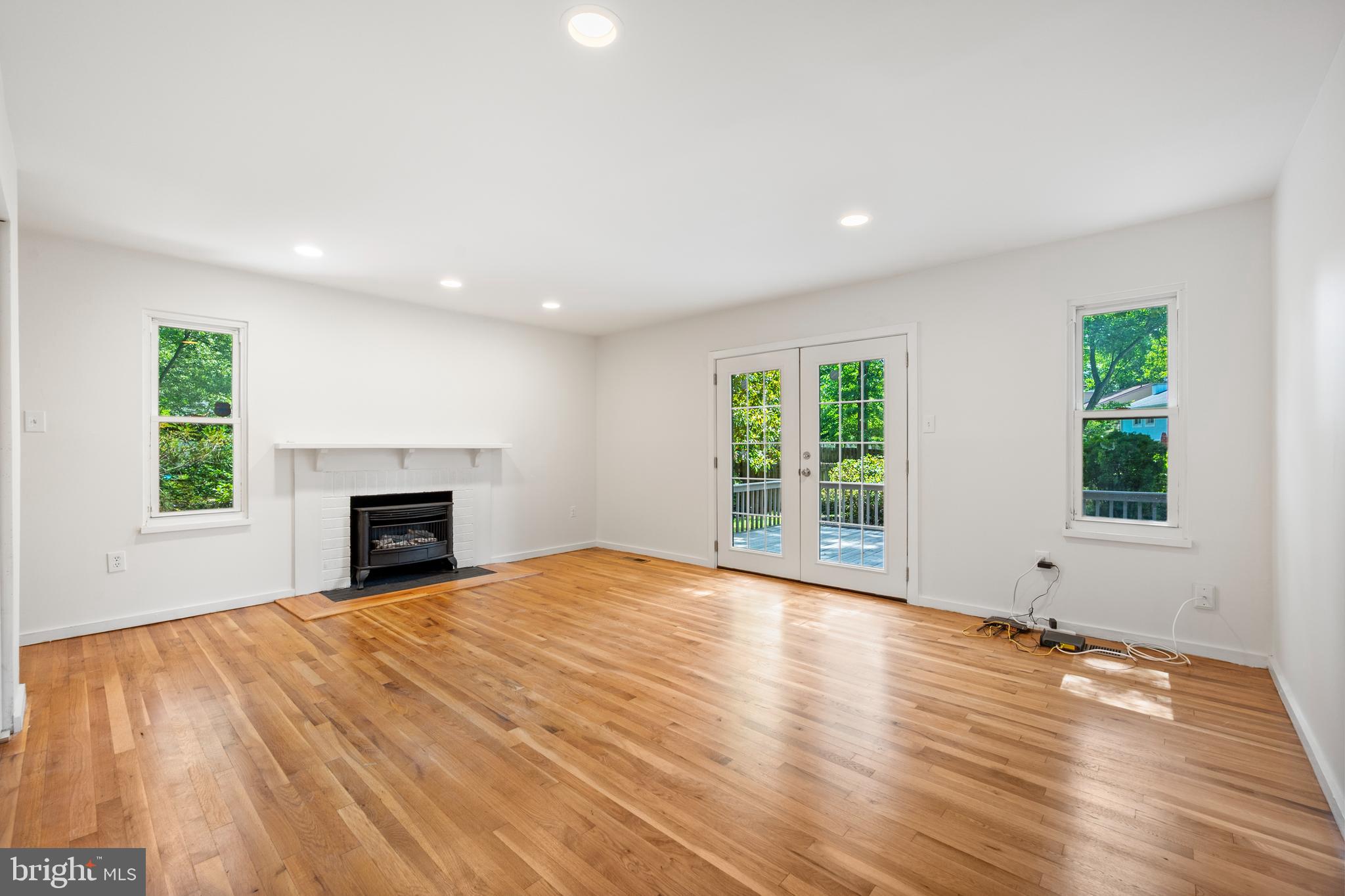 VILLAGE OF HICKORY RIDGE - Residential