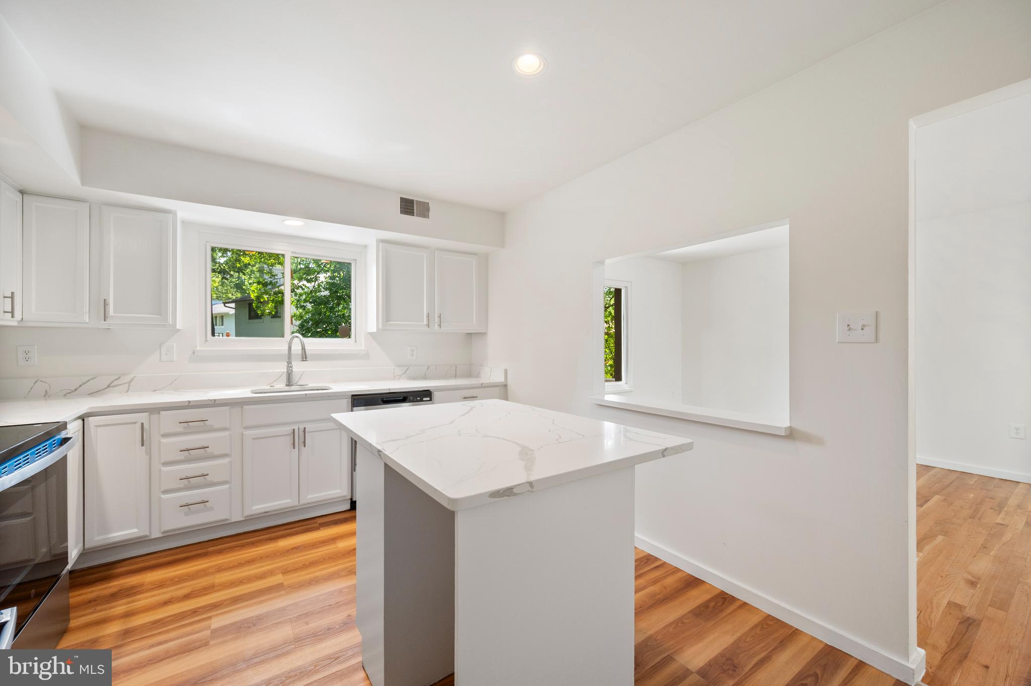 VILLAGE OF HICKORY RIDGE - Residential