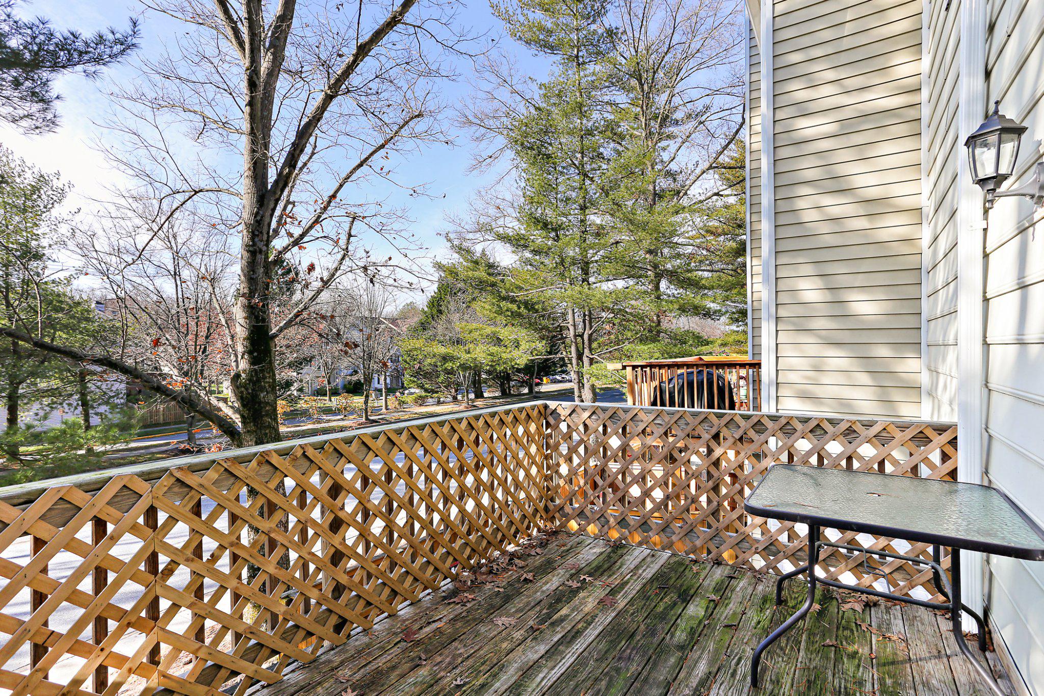 CROFTON MEWS CONDO - Residential