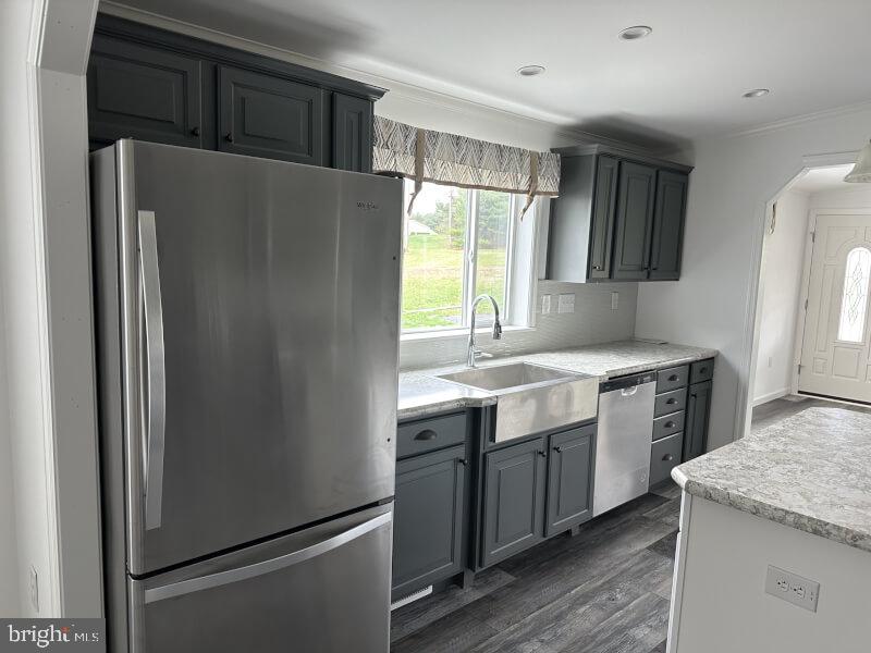 PLEASANT HILLS TR - Residential