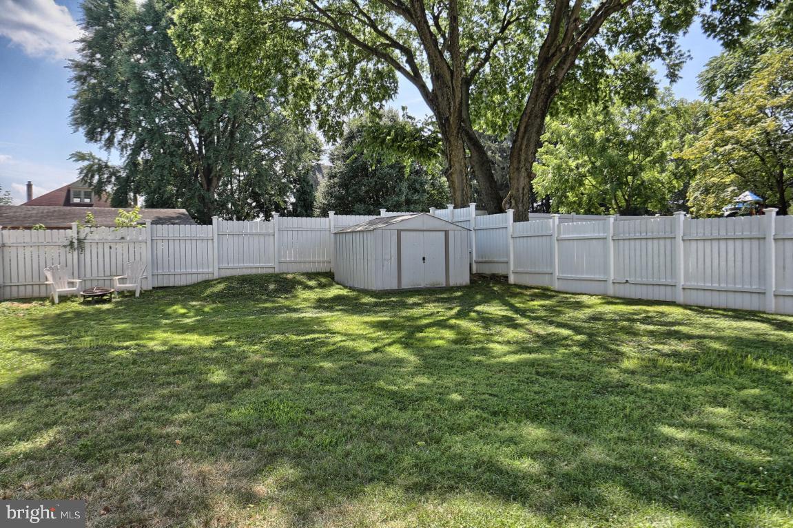 GLEN MOORE - Residential