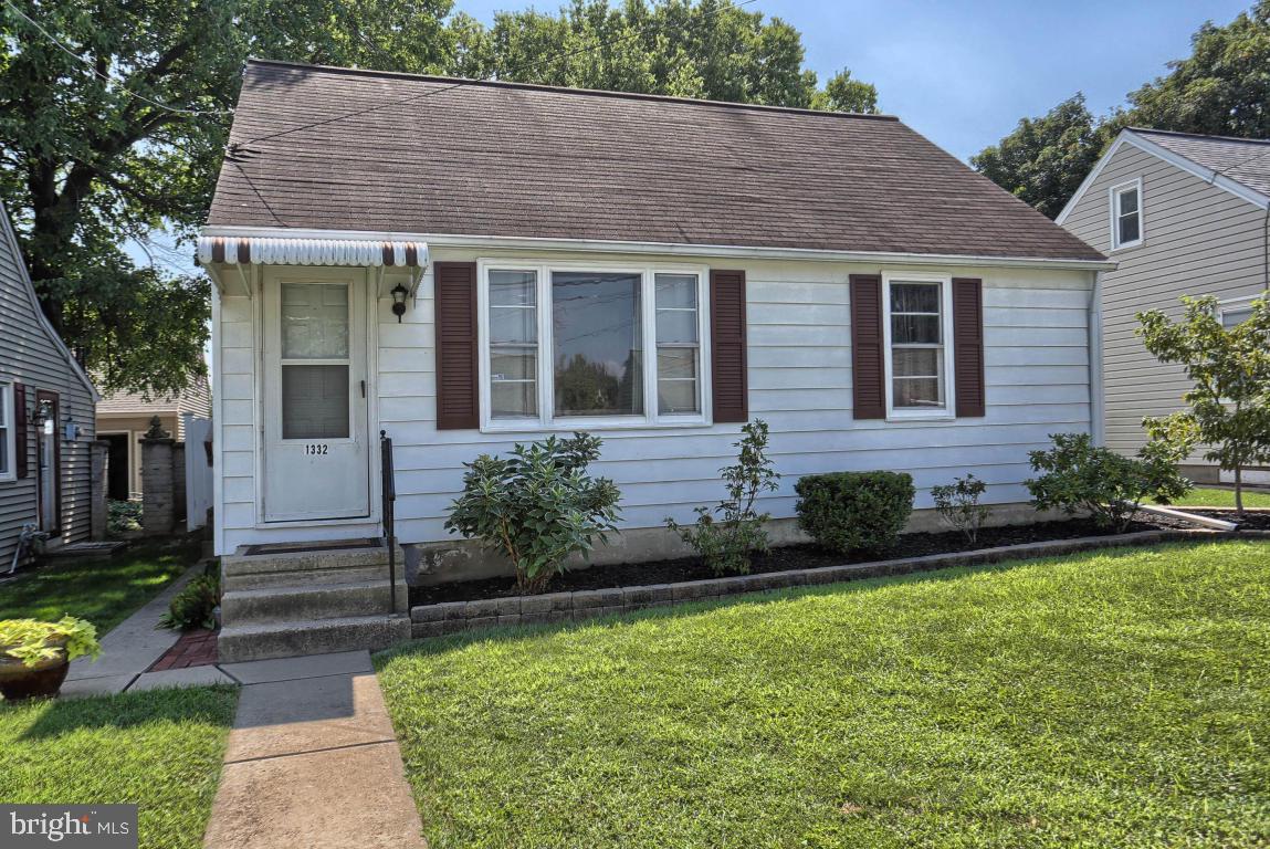 GLEN MOORE - Residential