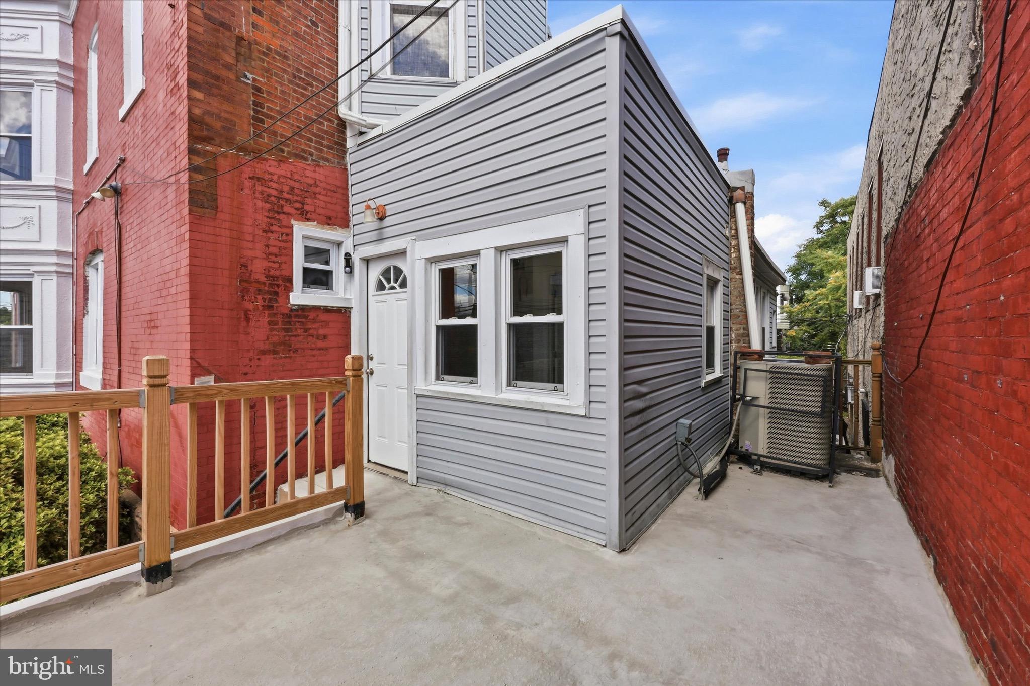 COBBS CREEK - Residential
