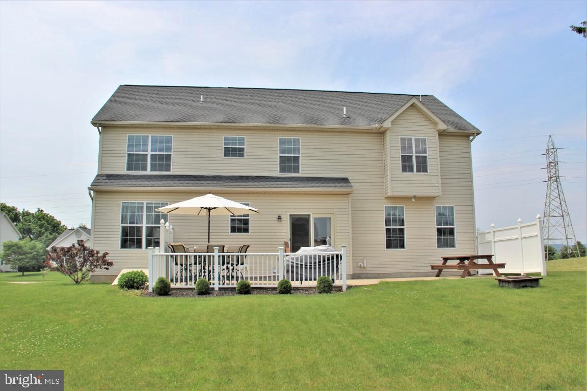 VINTAGE ACRES - Residential