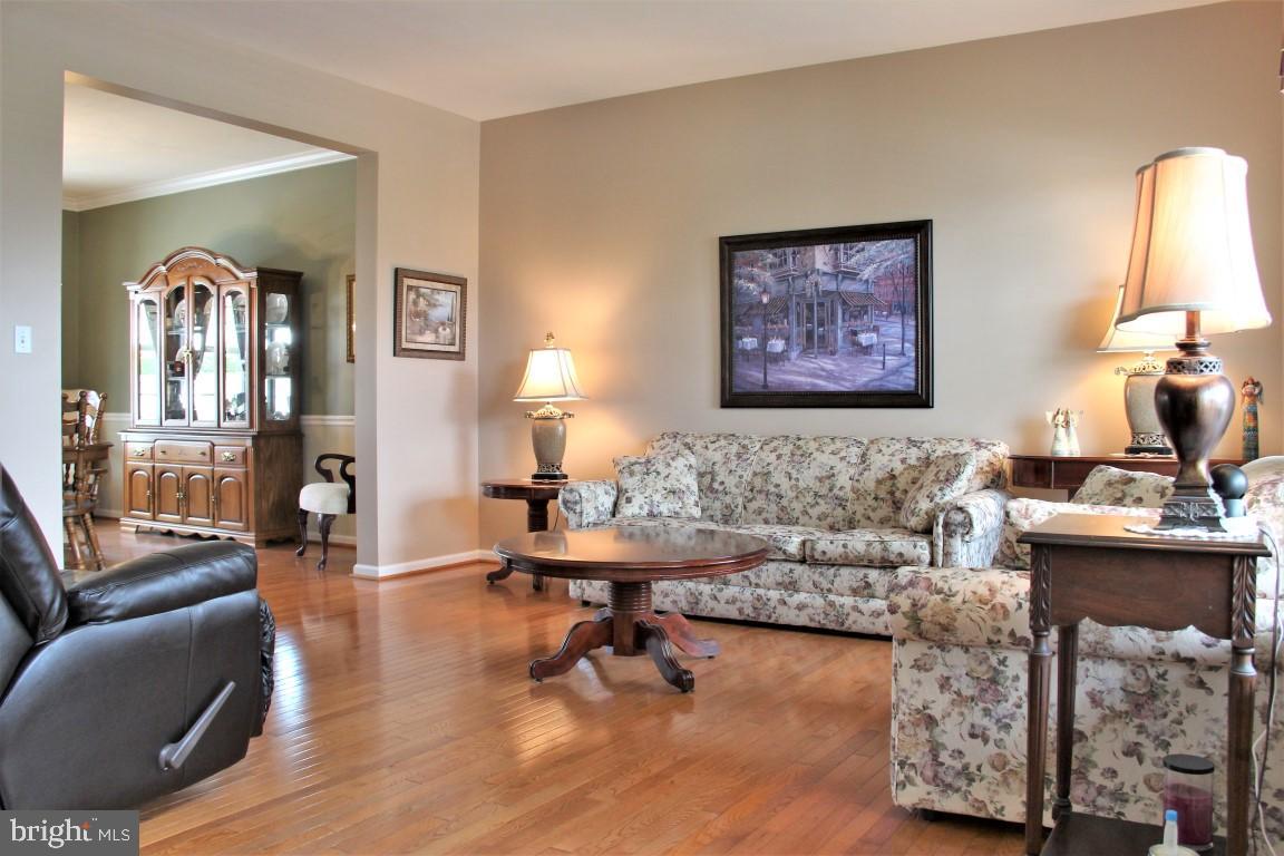 VINTAGE ACRES - Residential