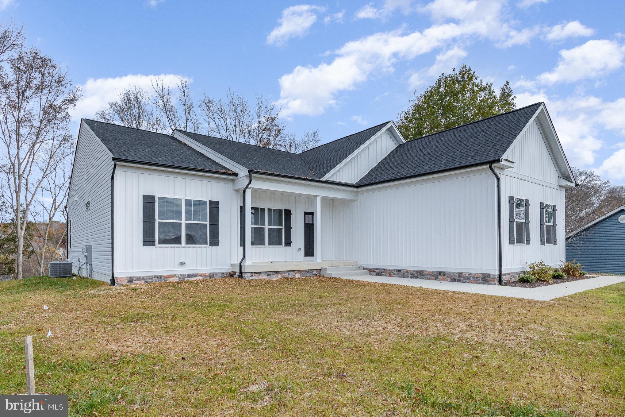 NOAHS LANDING - Residential