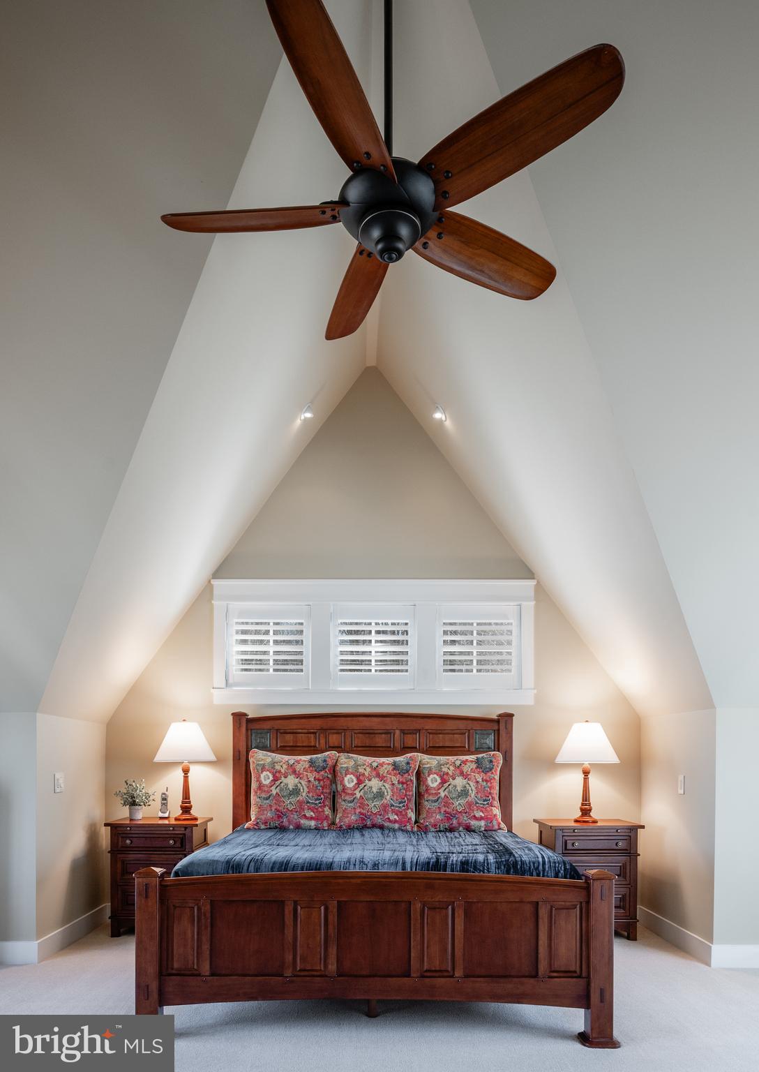 OCCOQUAN OAKS - Residential