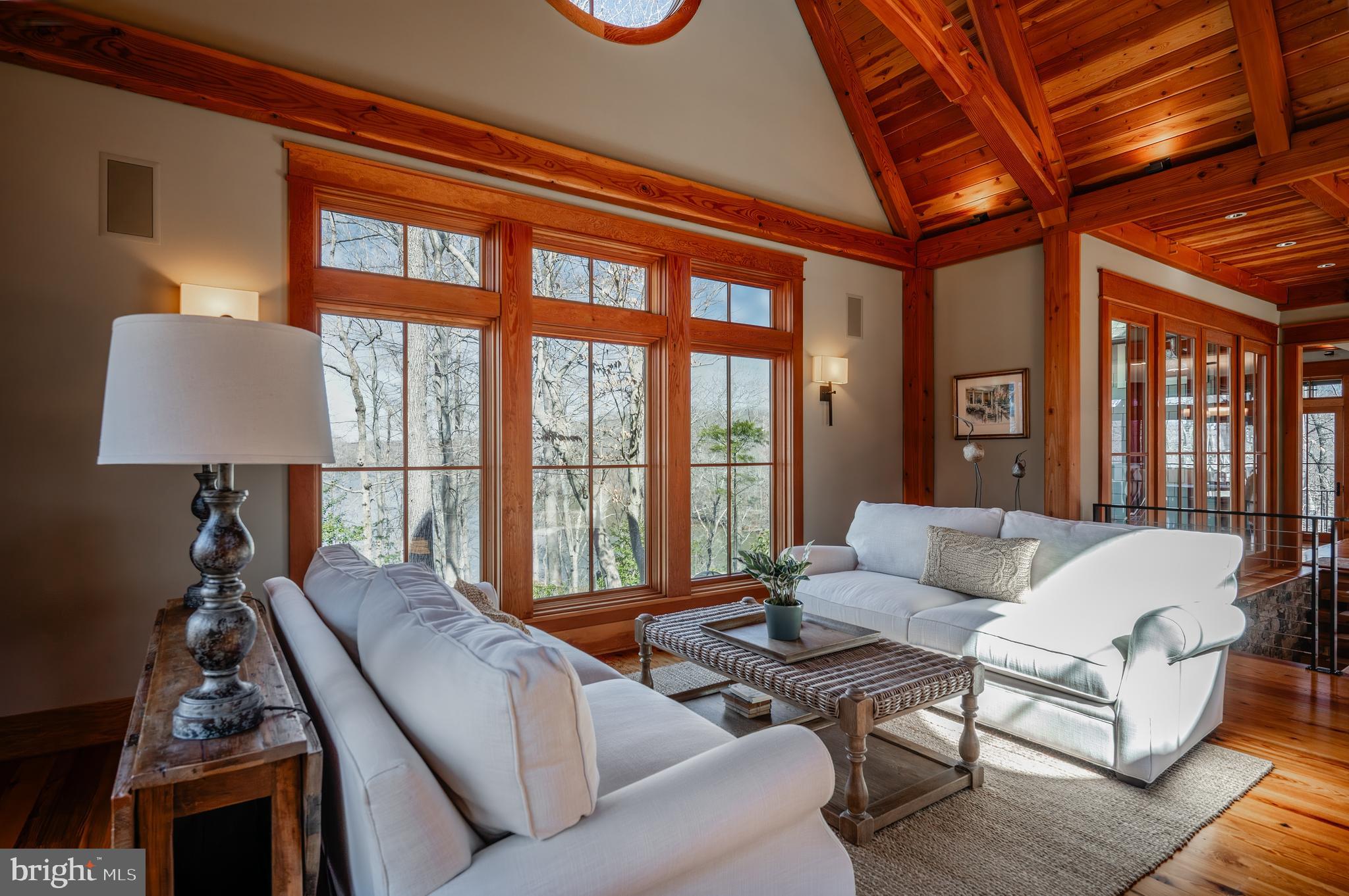 OCCOQUAN OAKS - Residential