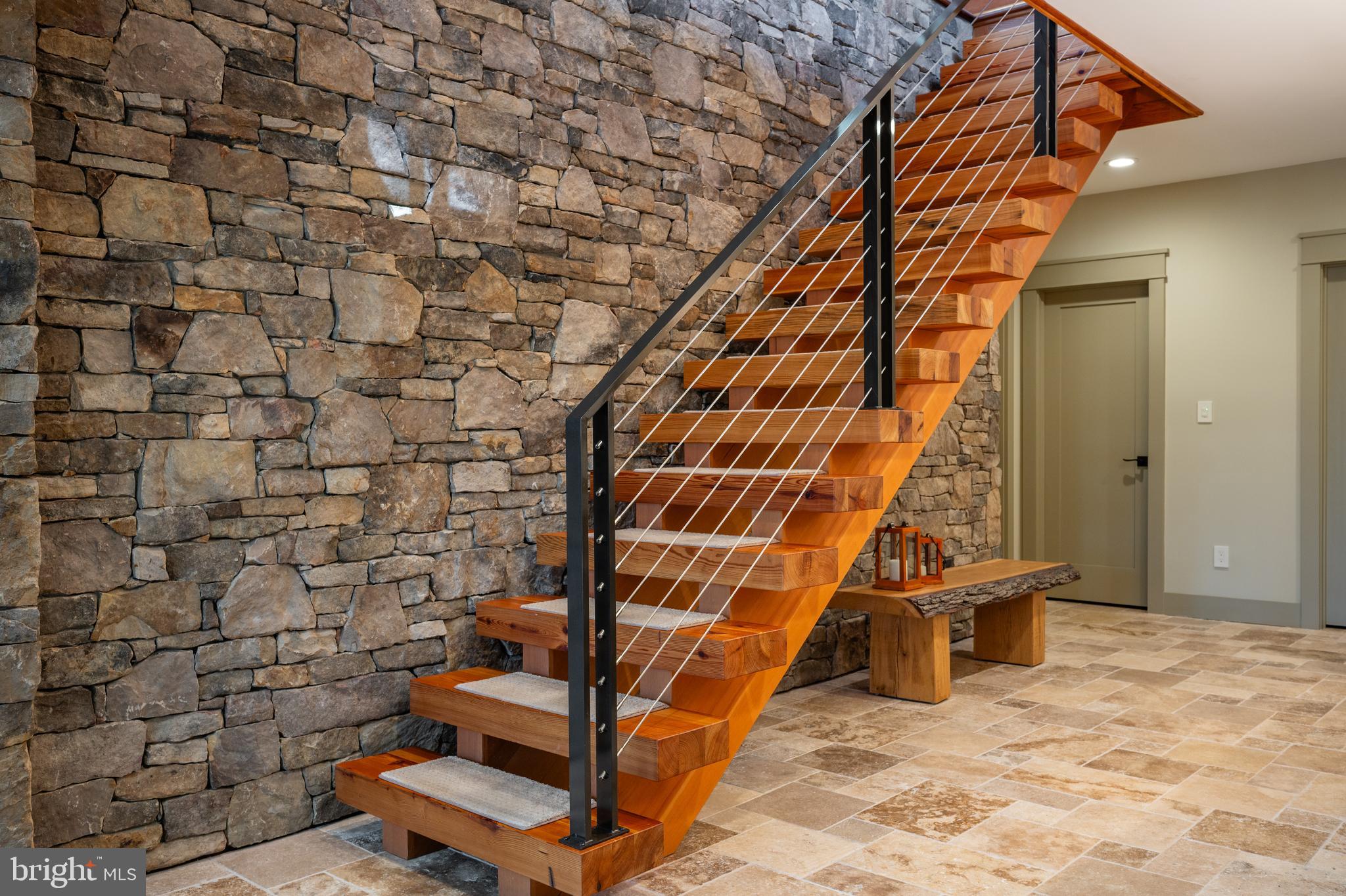OCCOQUAN OAKS - Residential