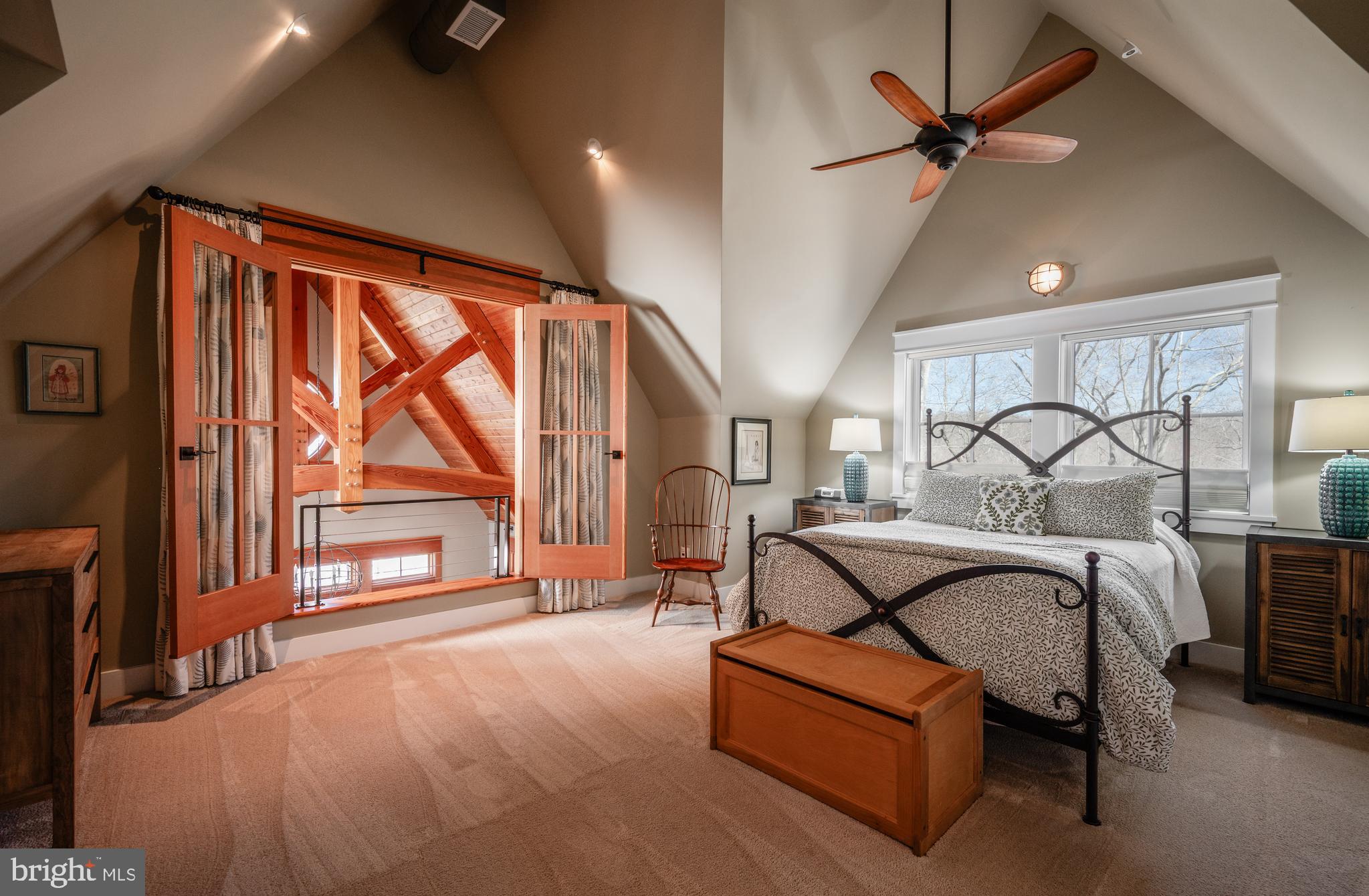 OCCOQUAN OAKS - Residential