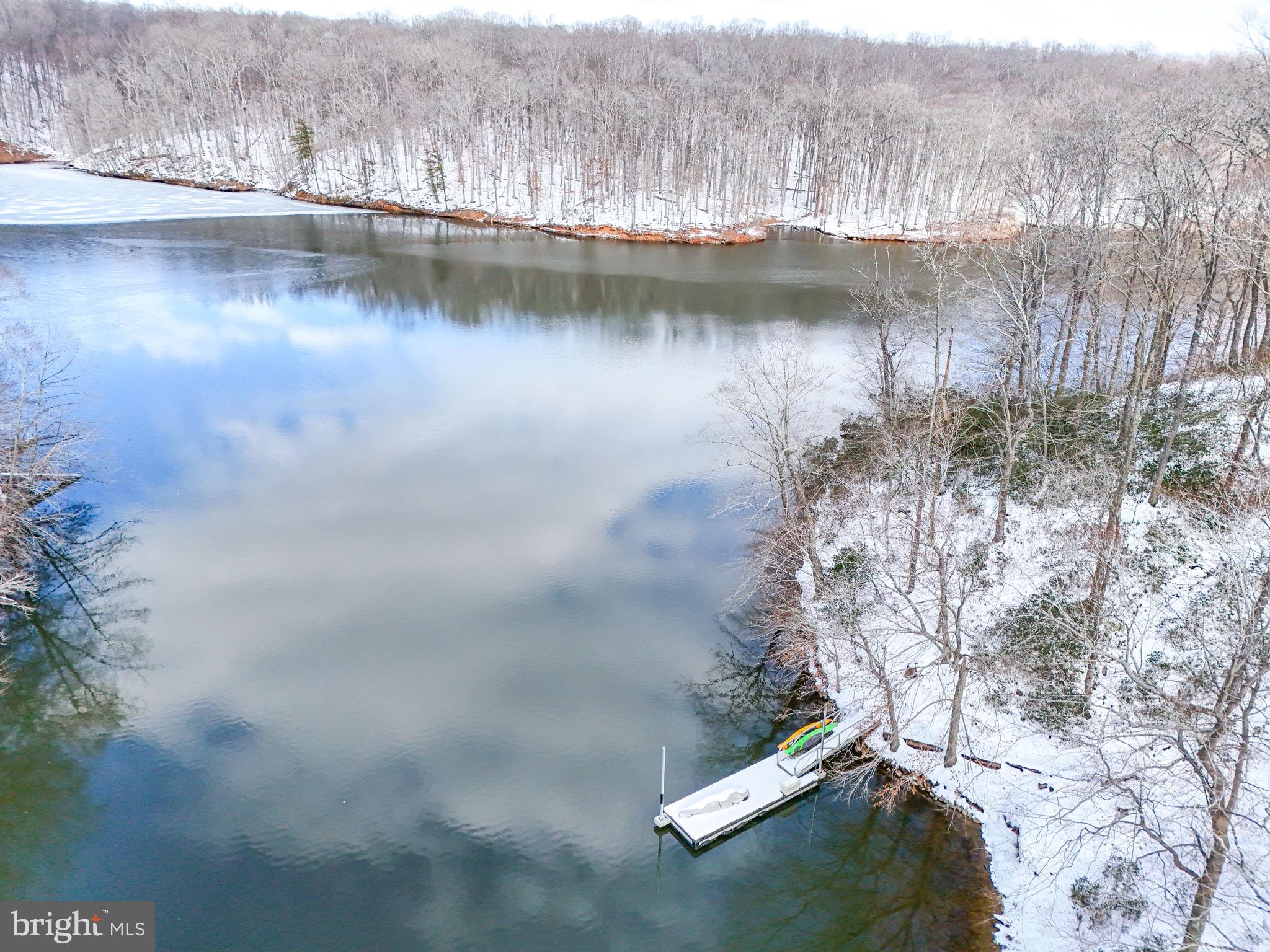 OCCOQUAN OAKS - Residential