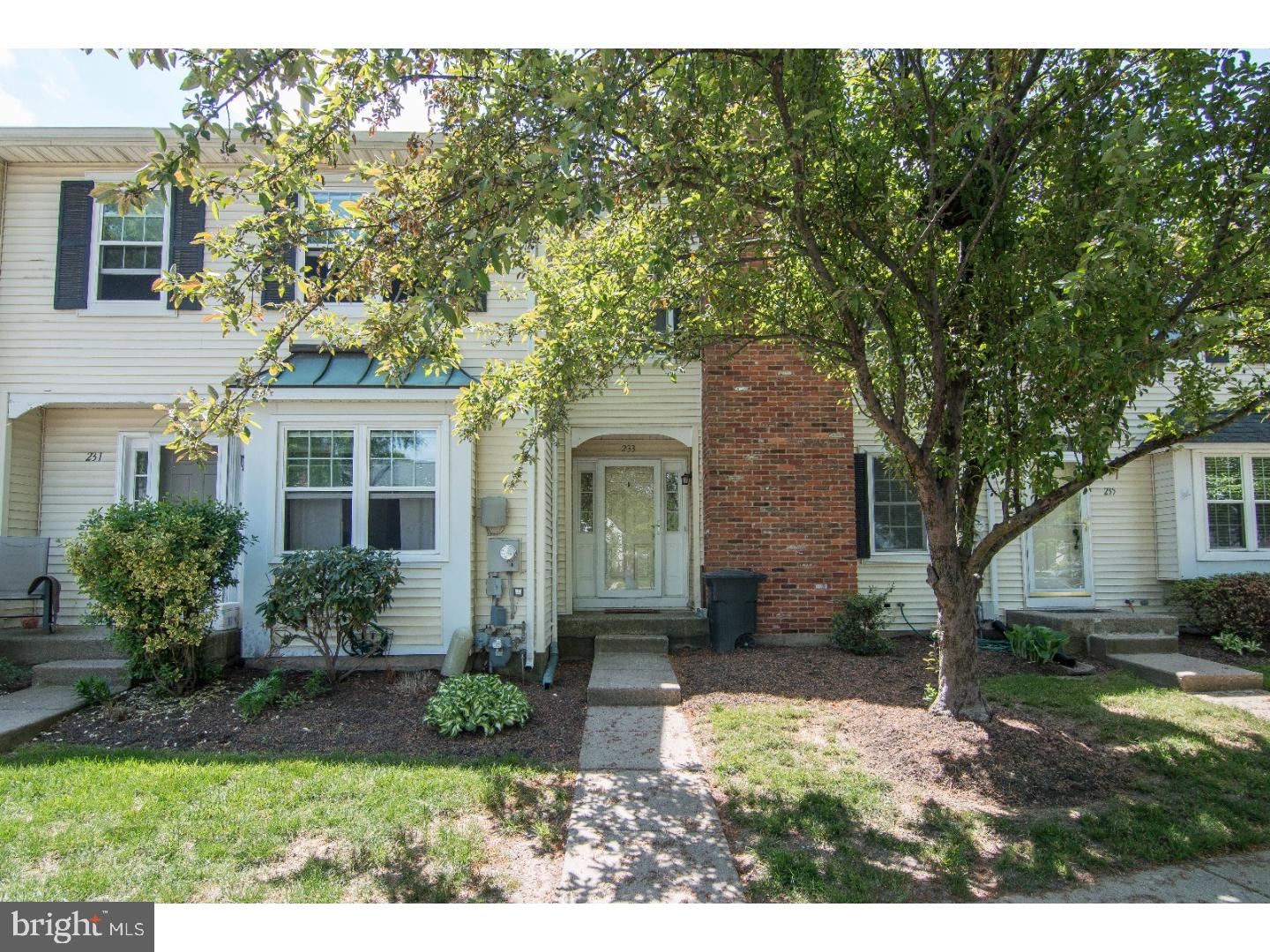 OXFORD CROSSING - Residential