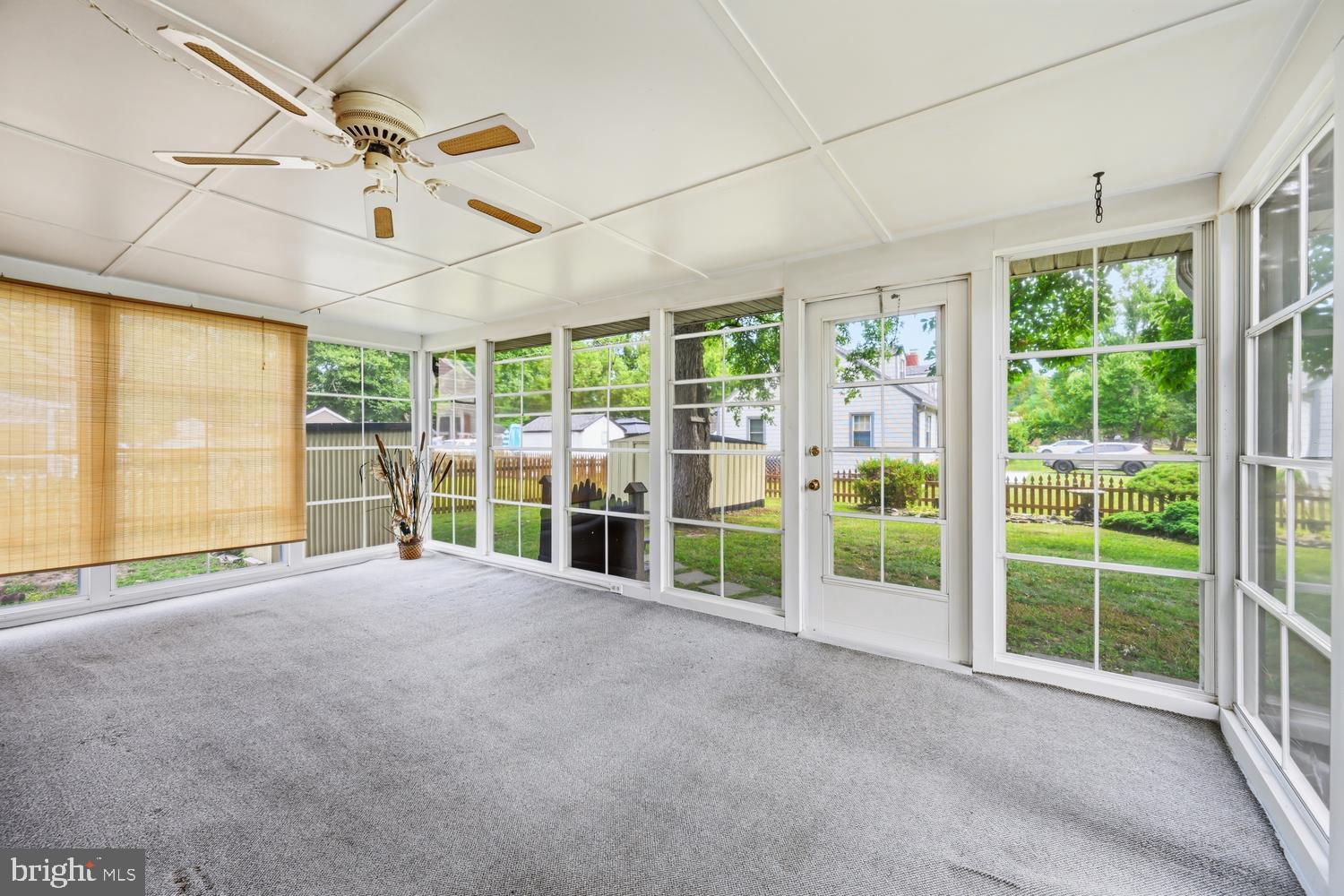 EASTON - Residential