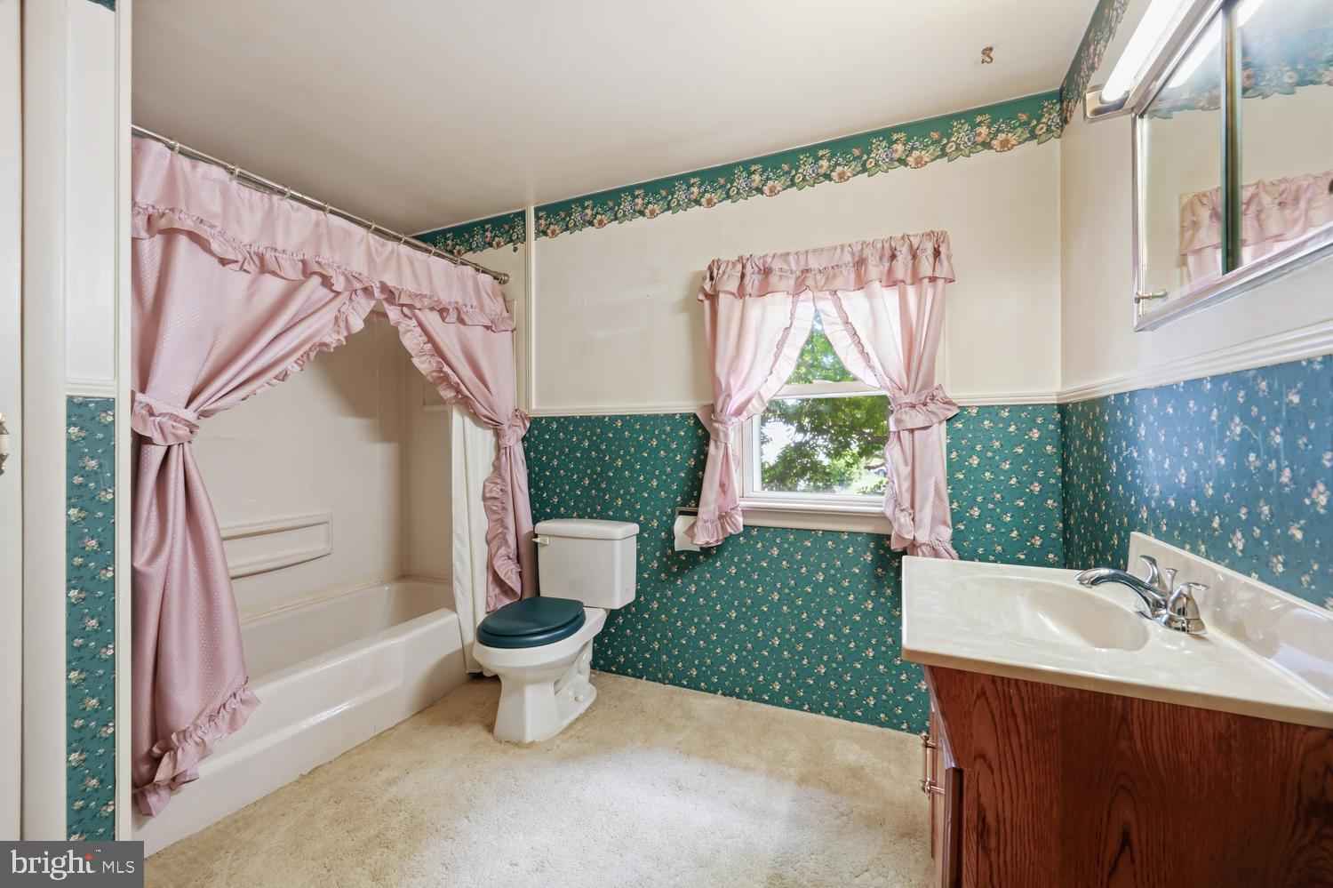 EASTON - Residential