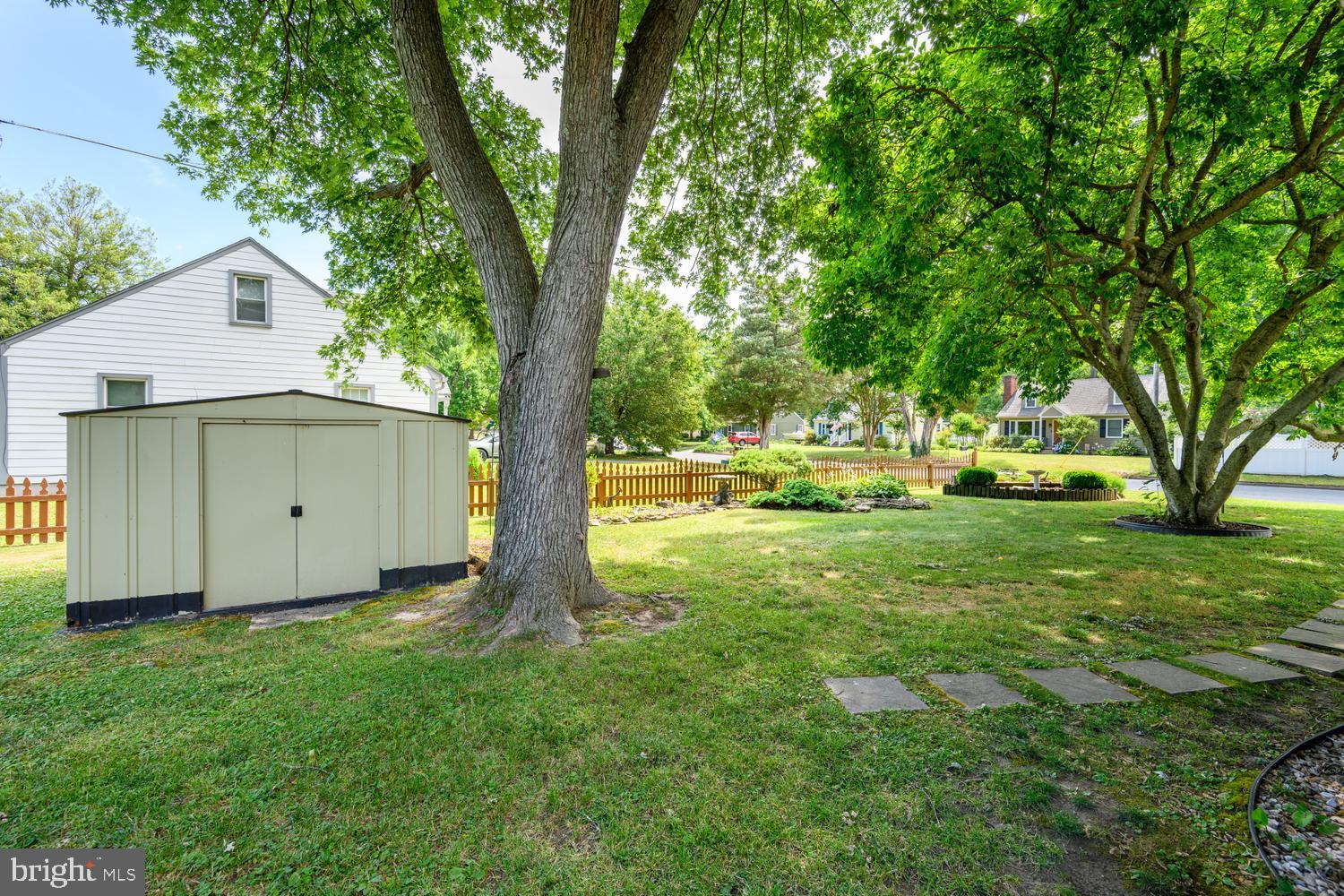 EASTON - Residential