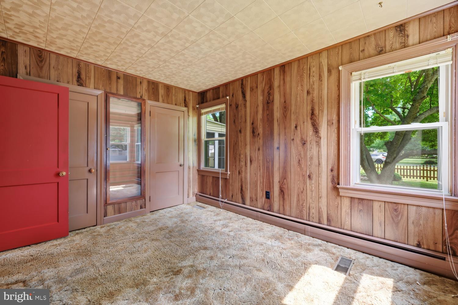 EASTON - Residential