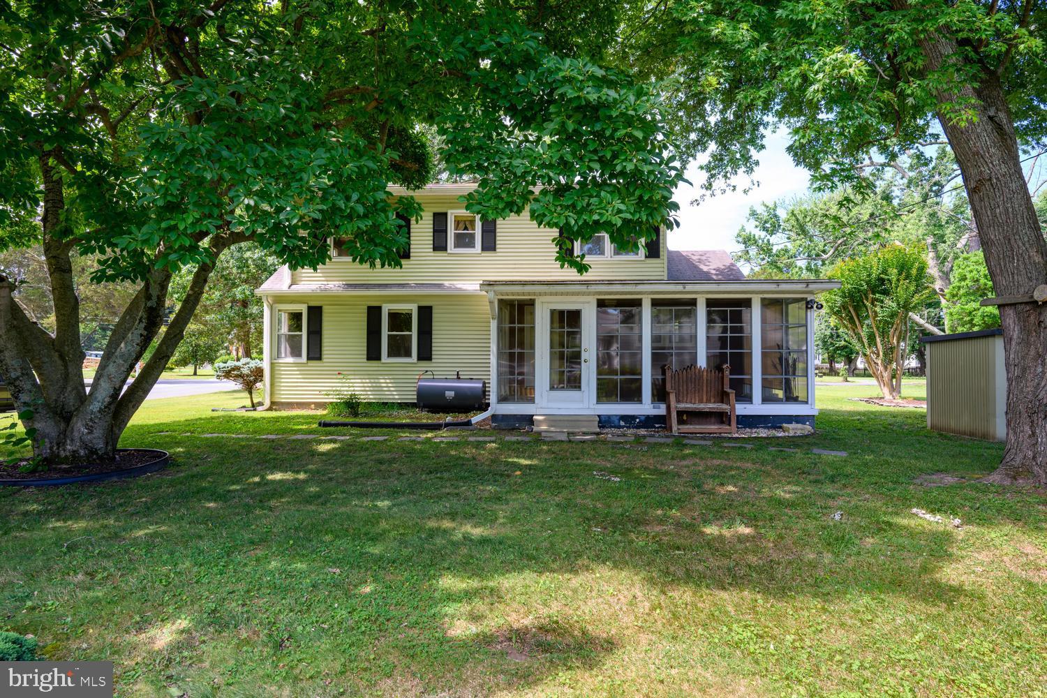EASTON - Residential