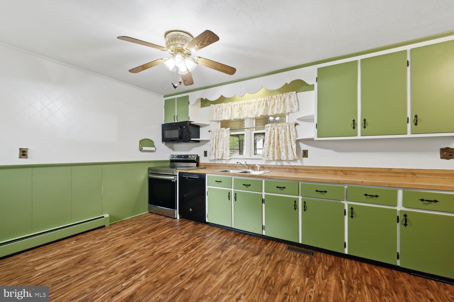 EASTON - Residential