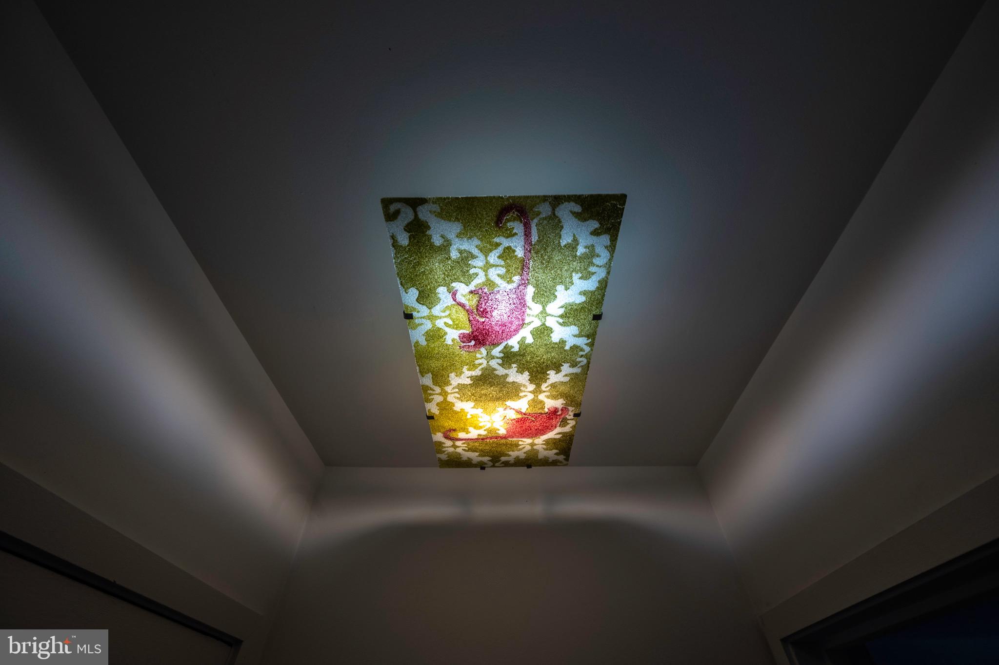 HOLLIN HILLS - Residential
