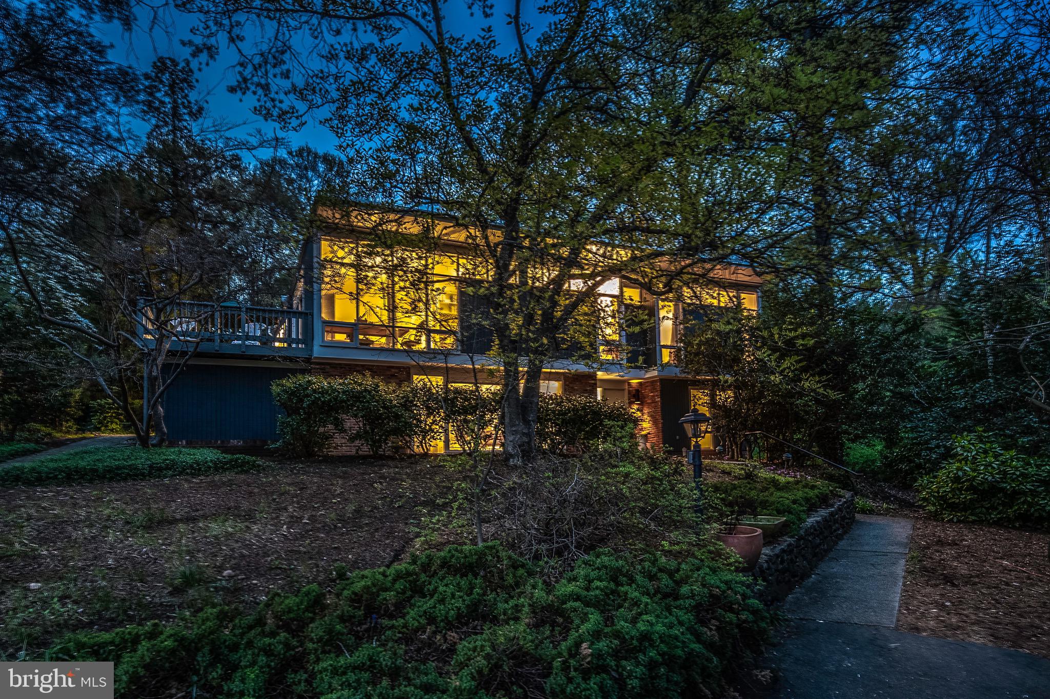 HOLLIN HILLS - Residential
