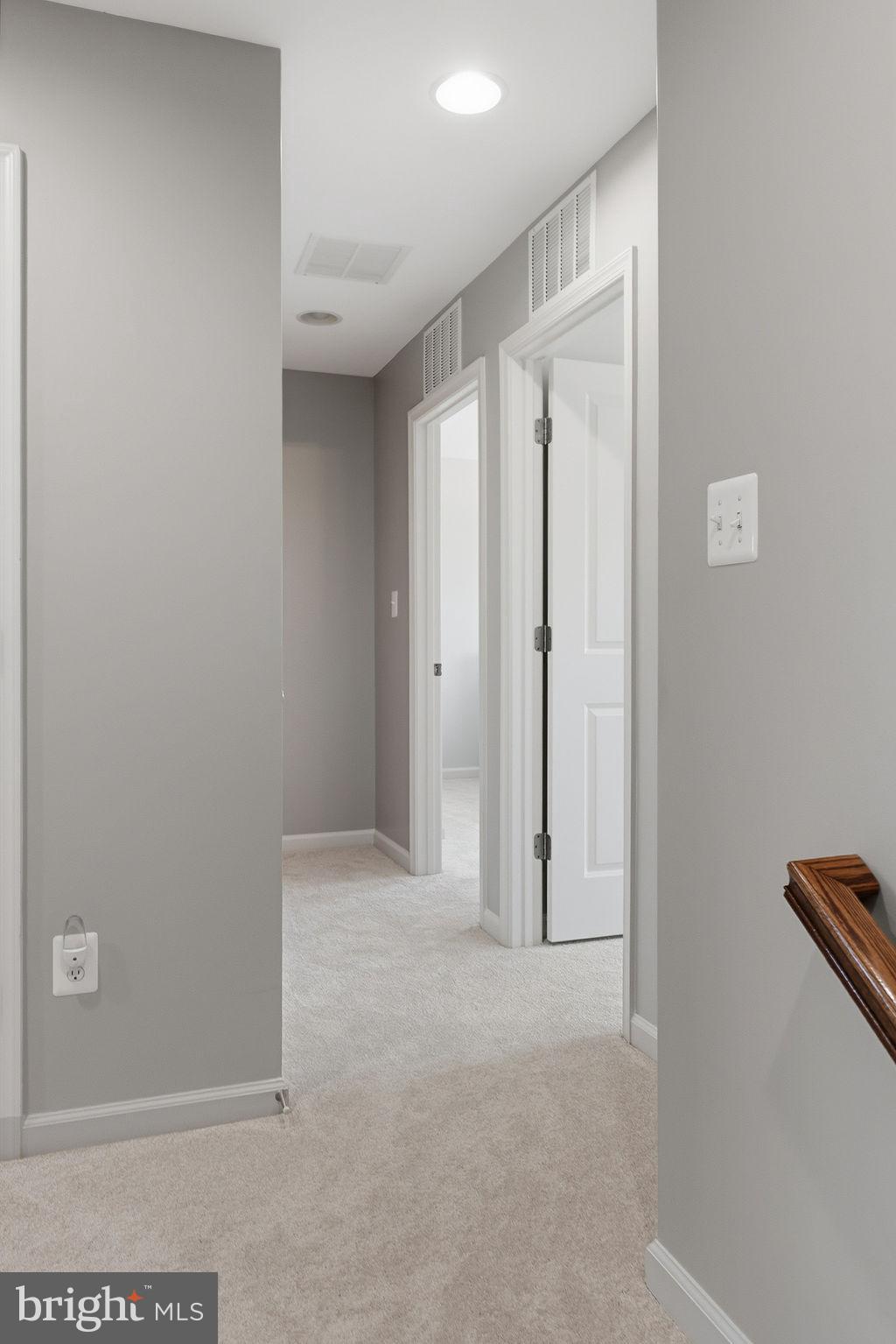 MADISON CRESCENT - Residential