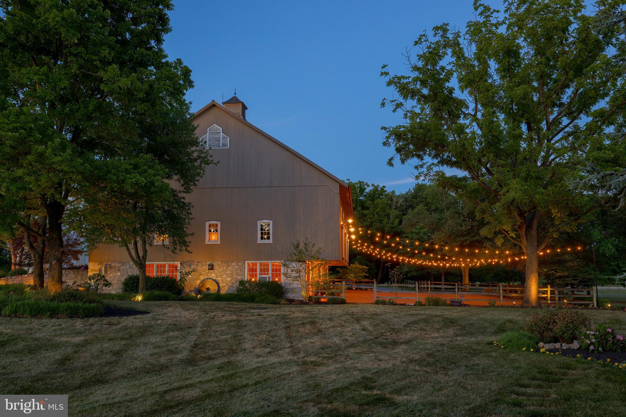 MOUNT JOY - Farm