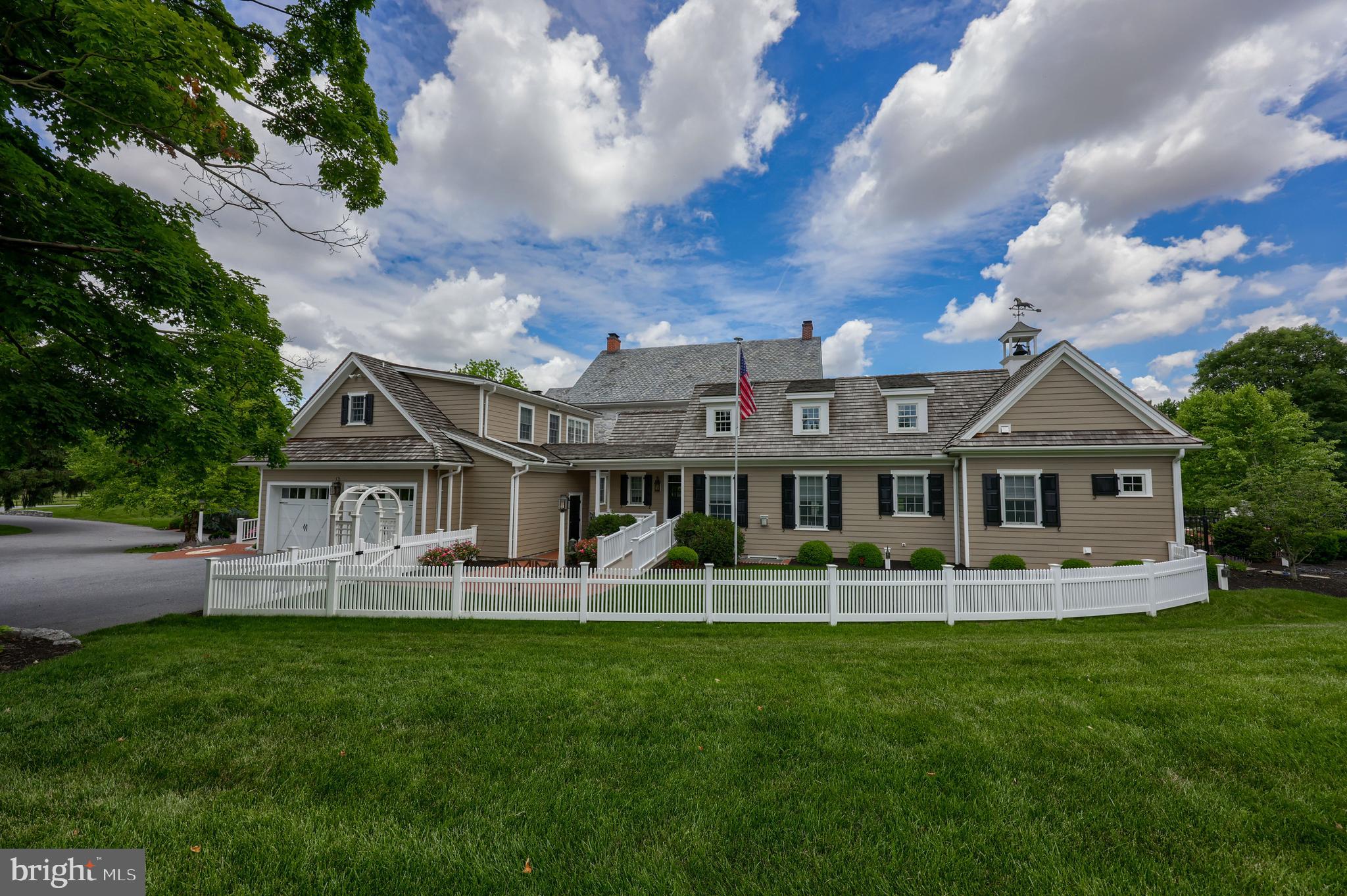MOUNT JOY - Farm
