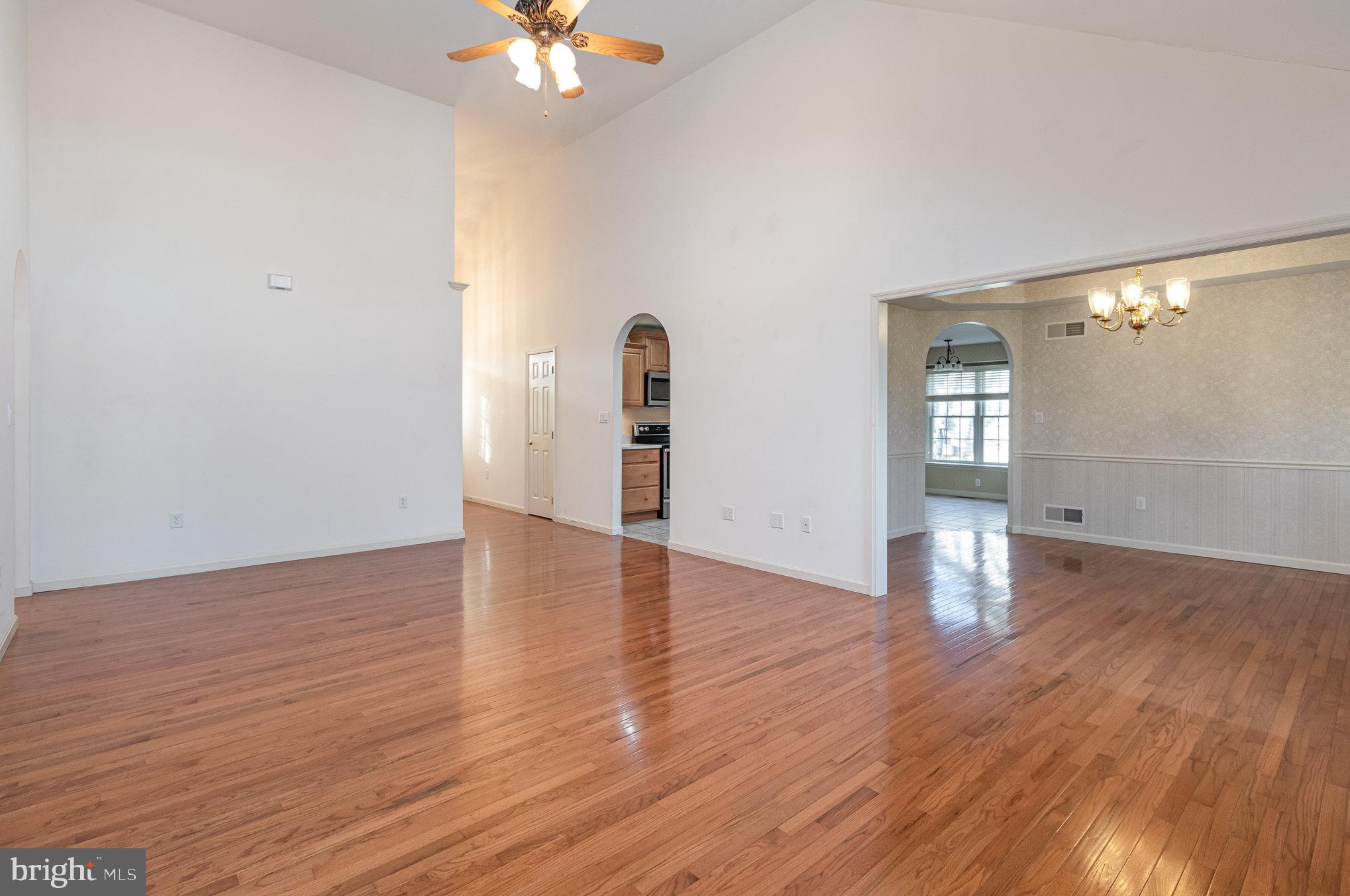 ASHCOMBE FARMS - Residential