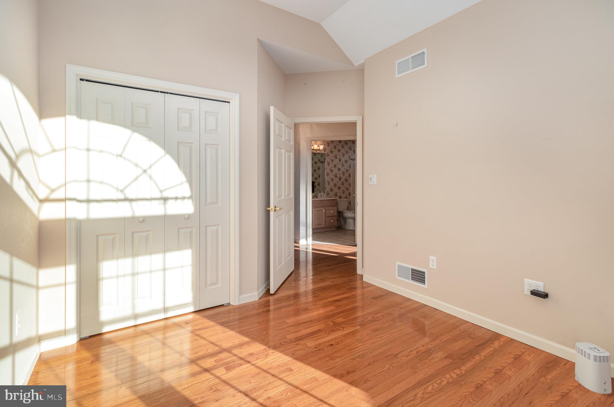ASHCOMBE FARMS - Residential