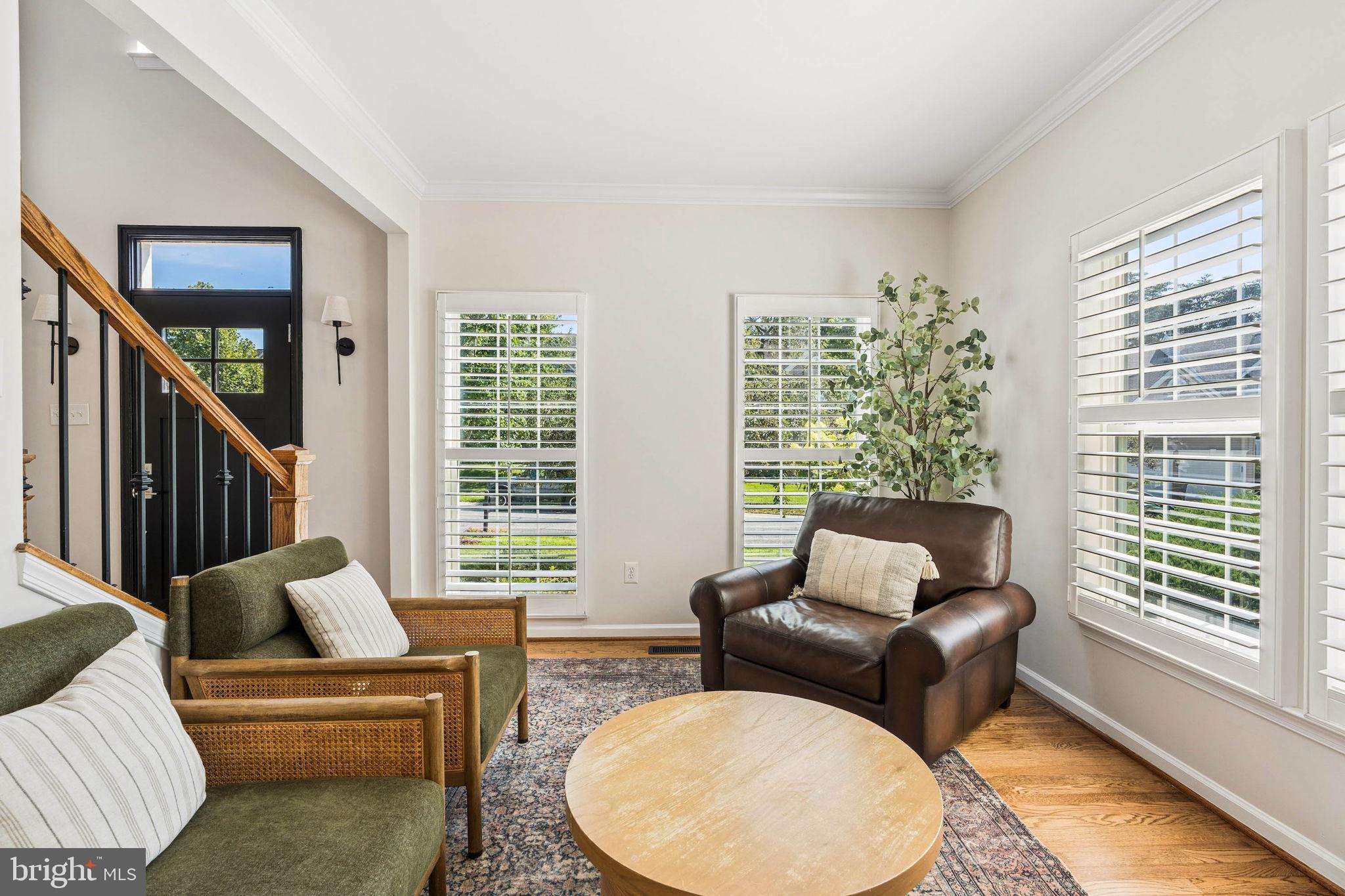 LYNDWOOD MANOR - Residential