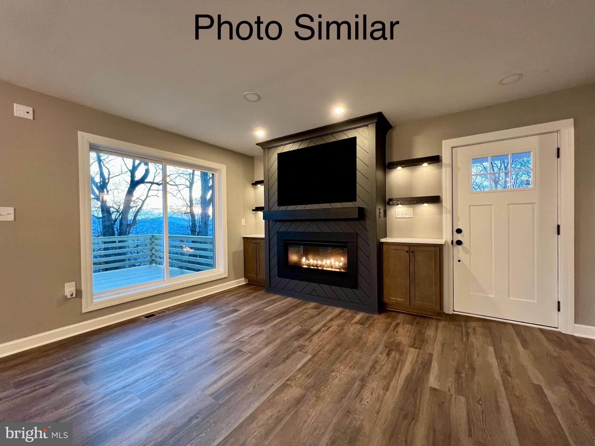 SKYLAND ESTATES - Residential