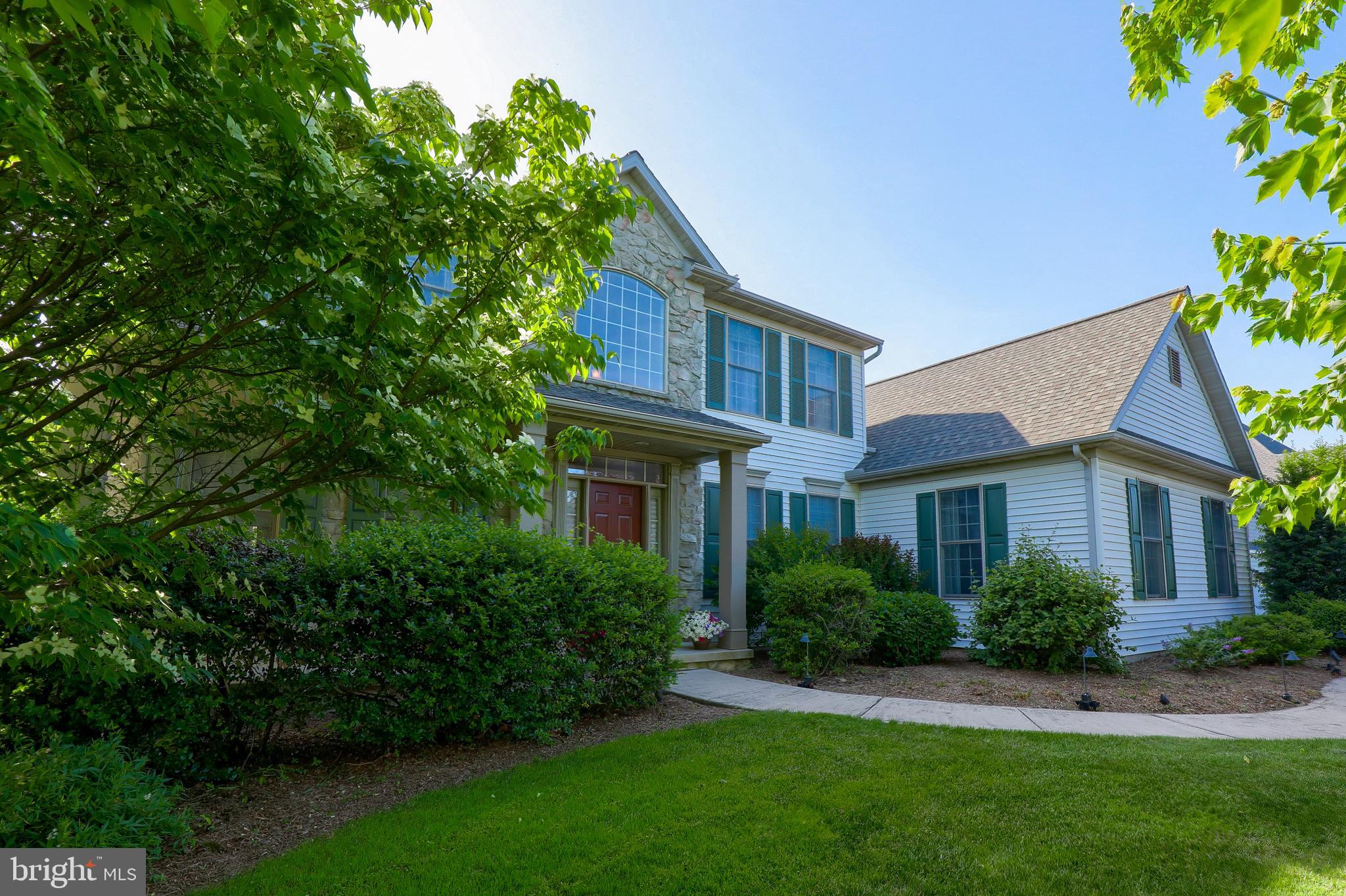 HUNTERS RIDGE - Residential