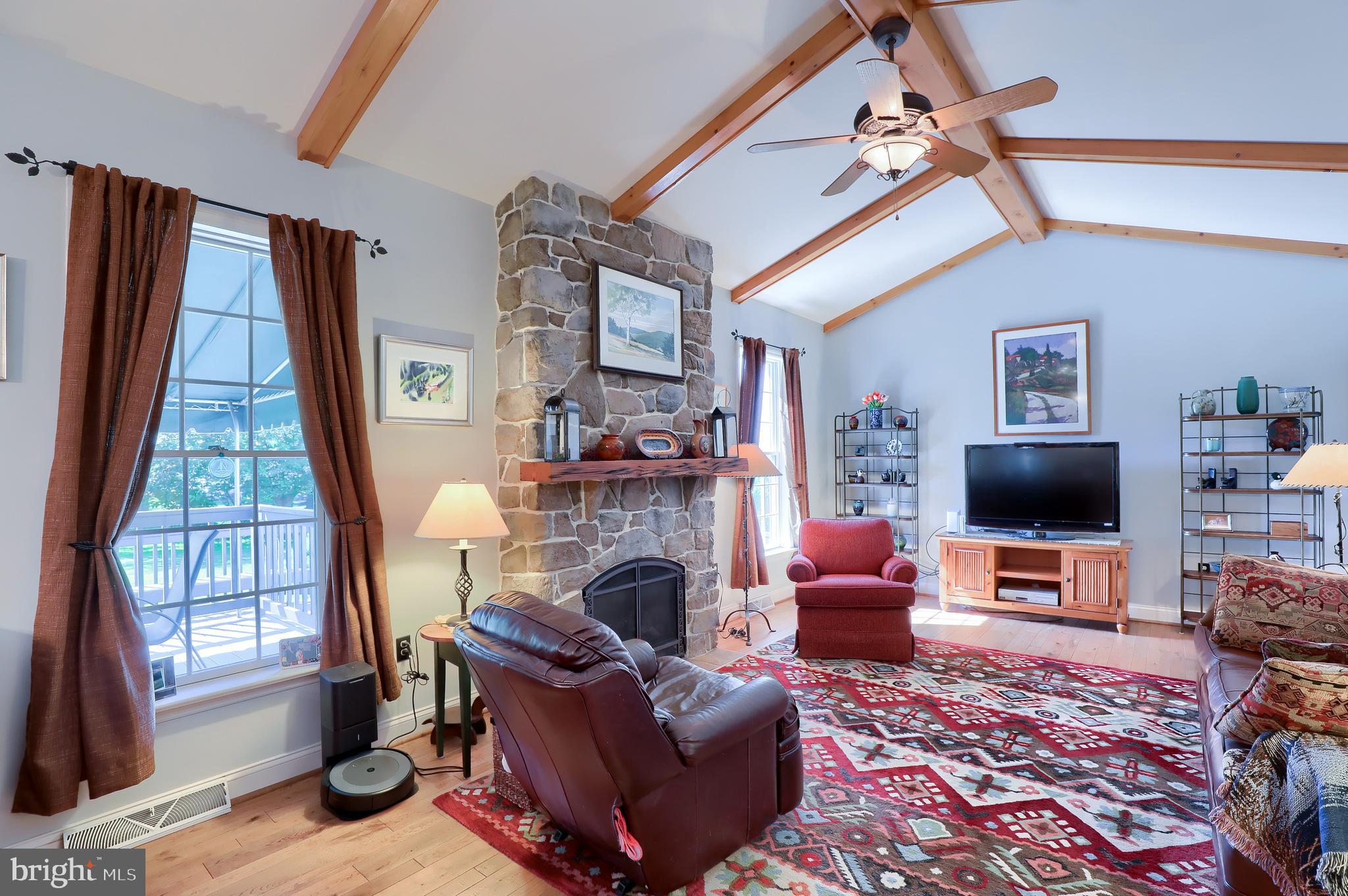 HUNTERS RIDGE - Residential