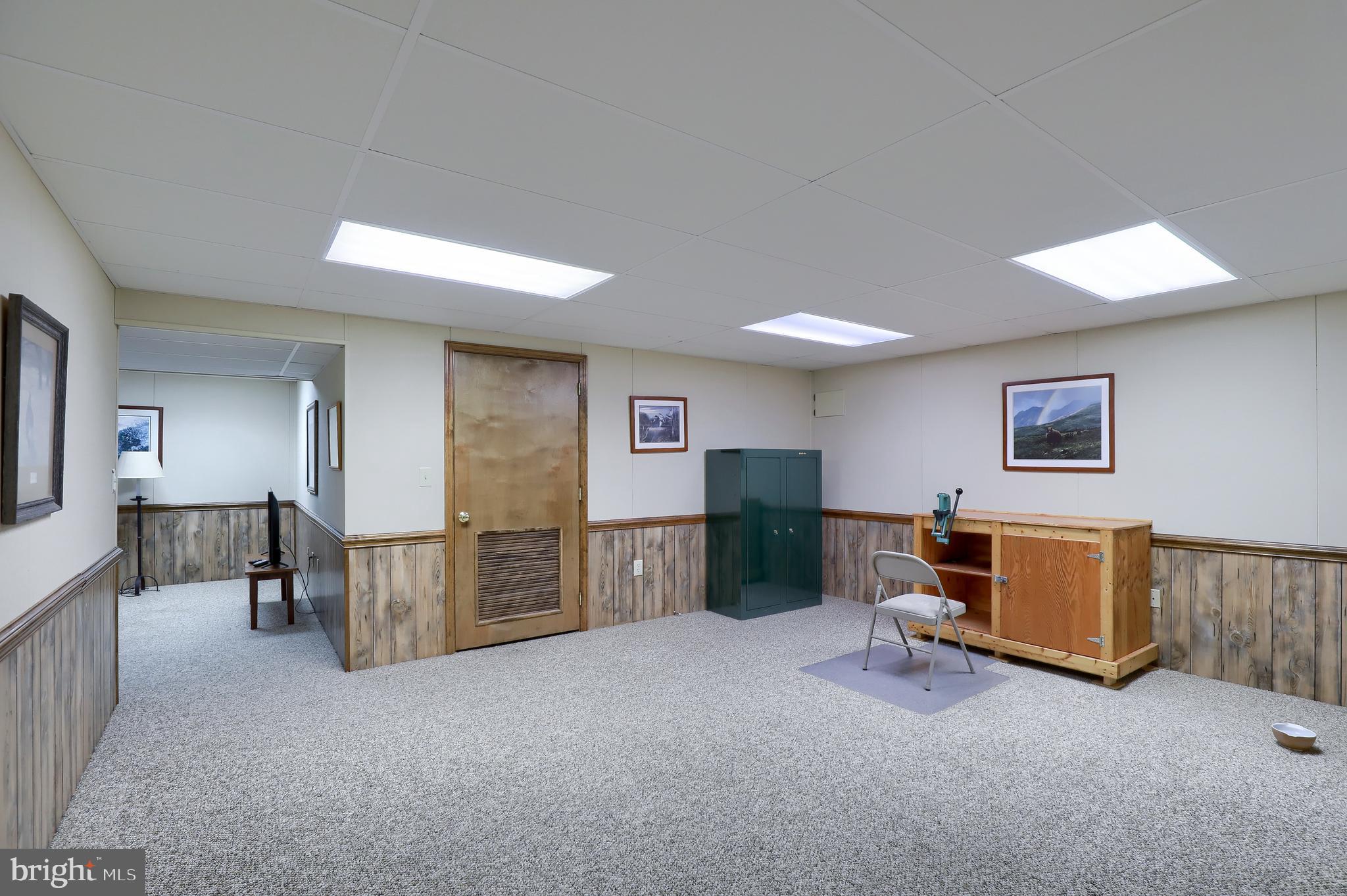 HUNTERS RIDGE - Residential