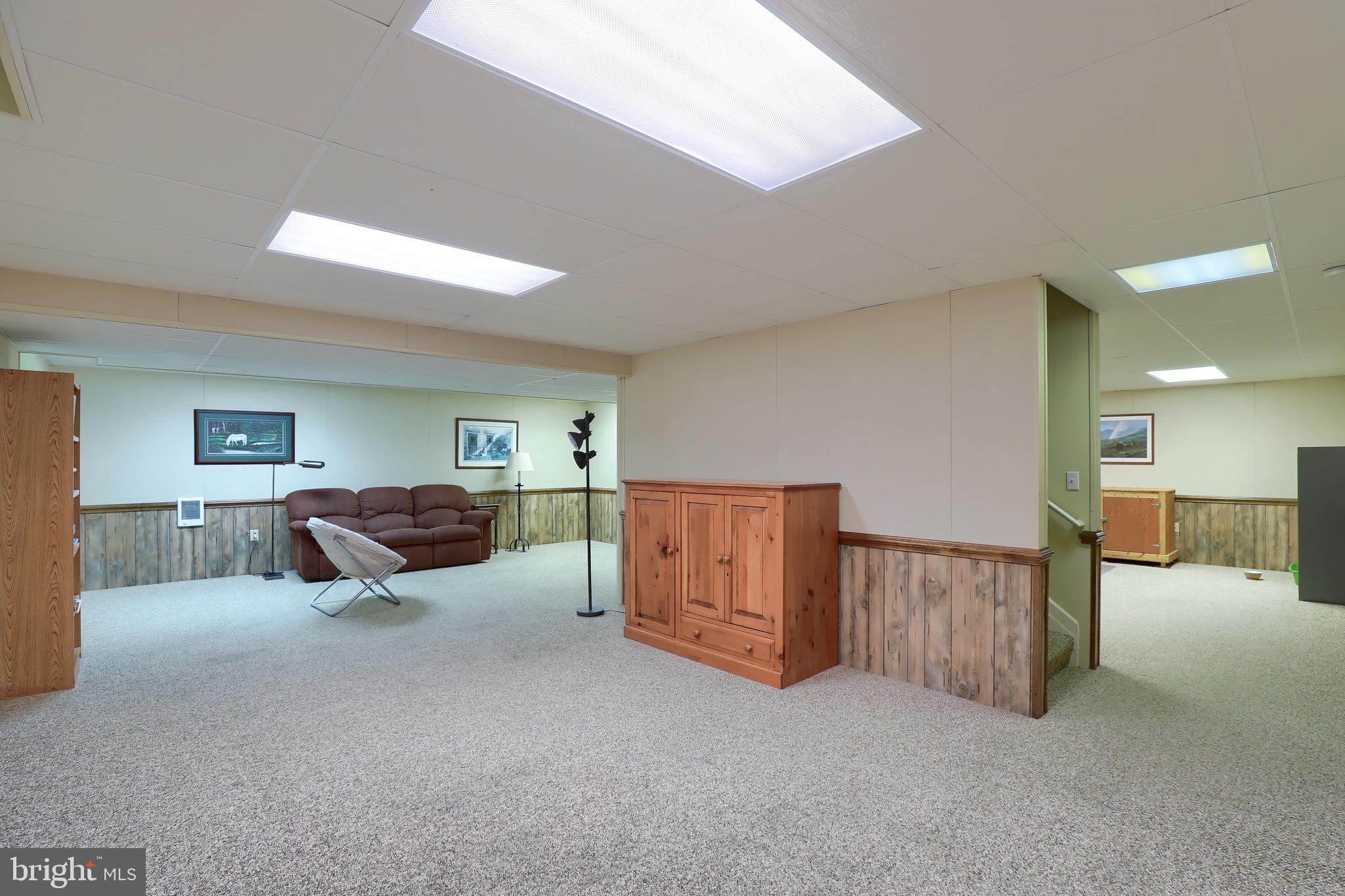 HUNTERS RIDGE - Residential