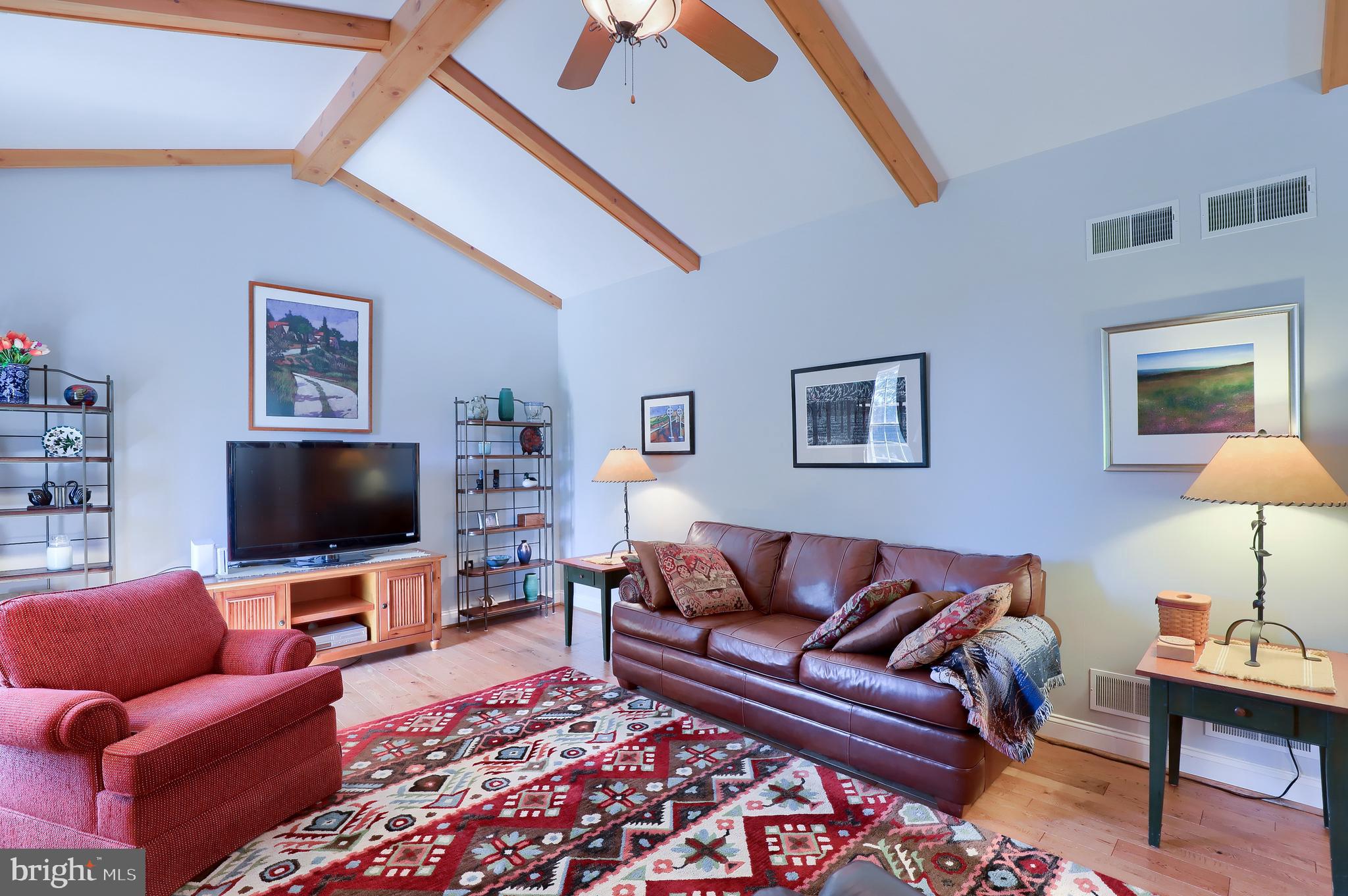 HUNTERS RIDGE - Residential