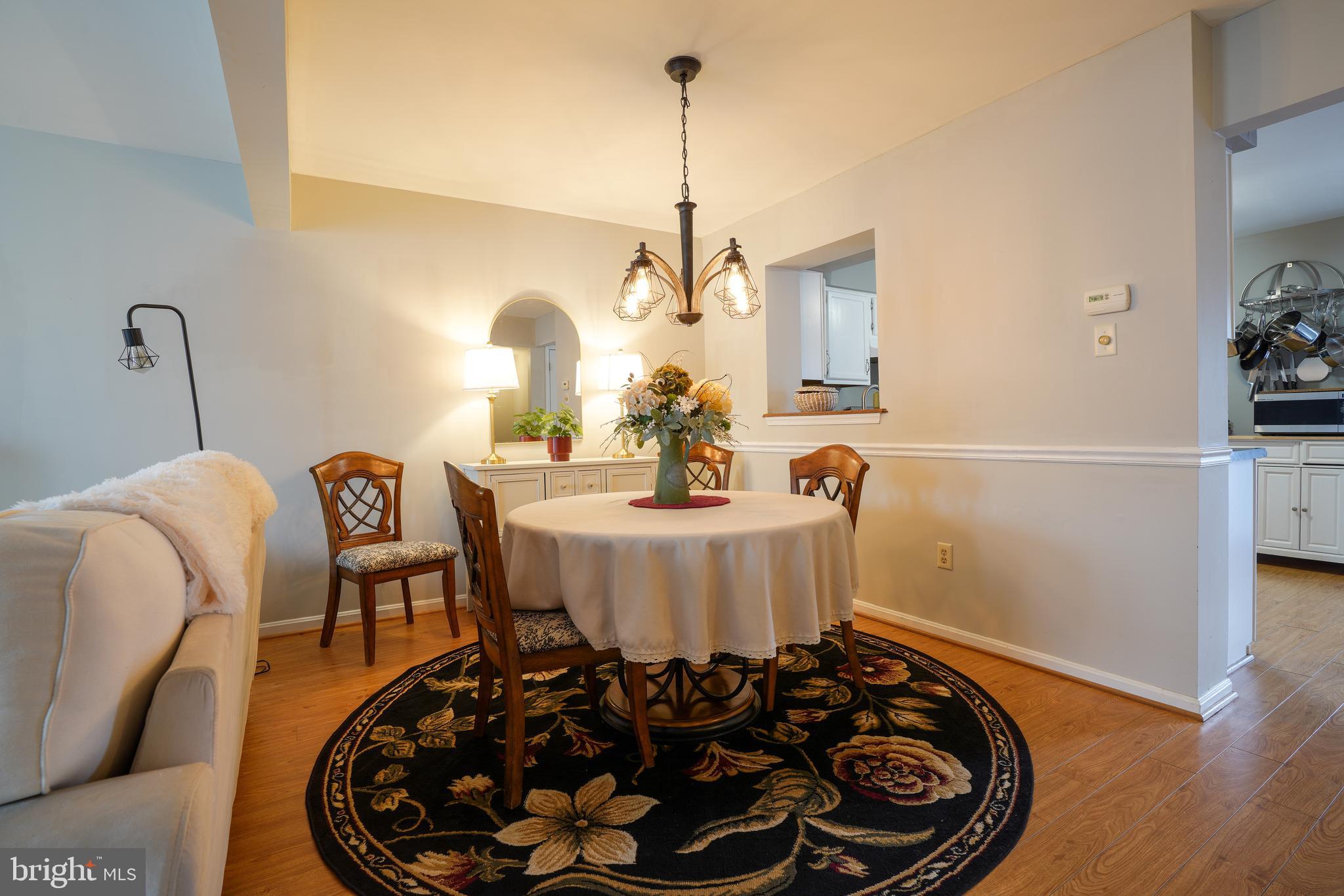 RIVERCHASE - Residential