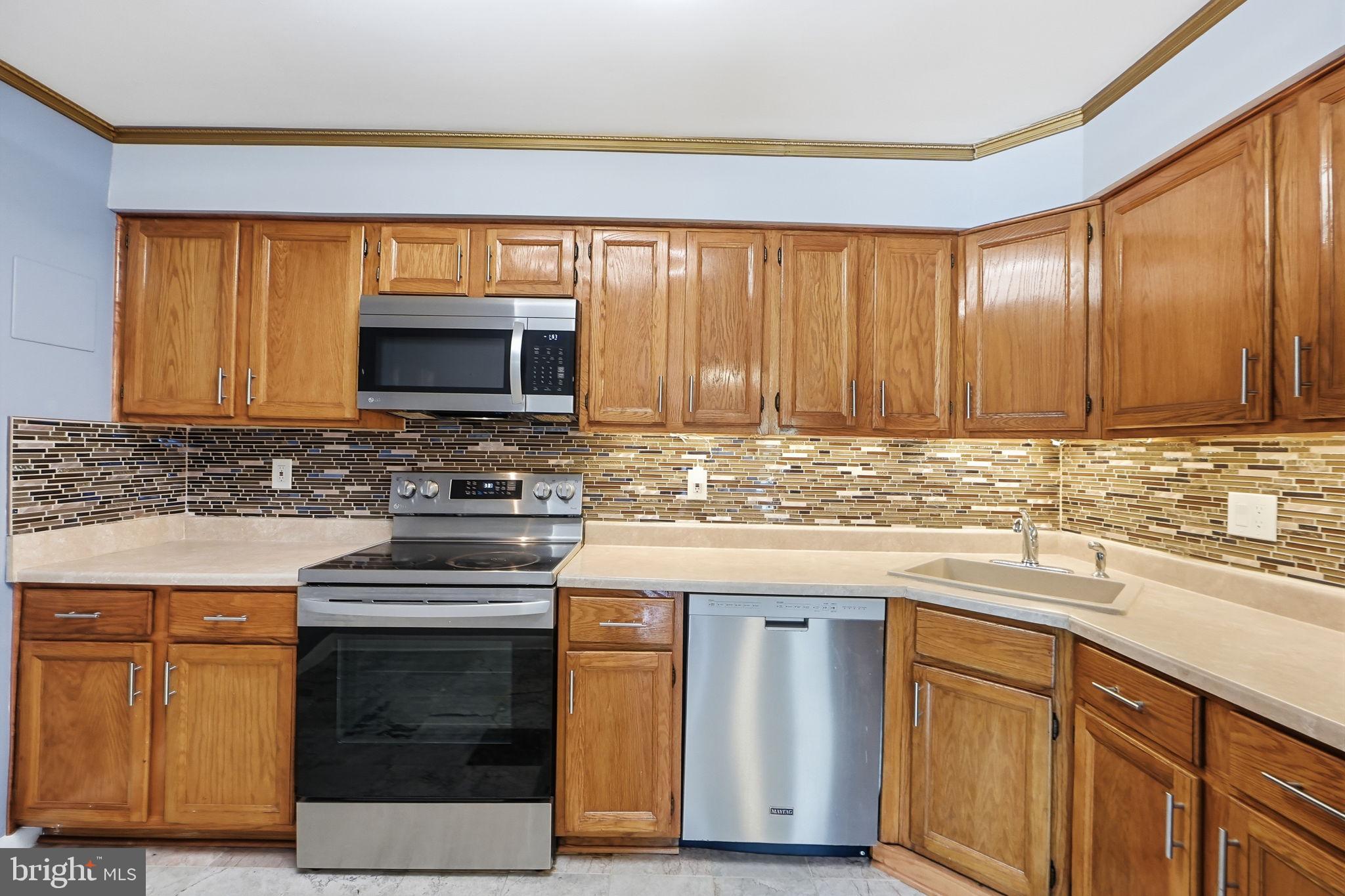 DEVON HILLS CONDO - Residential