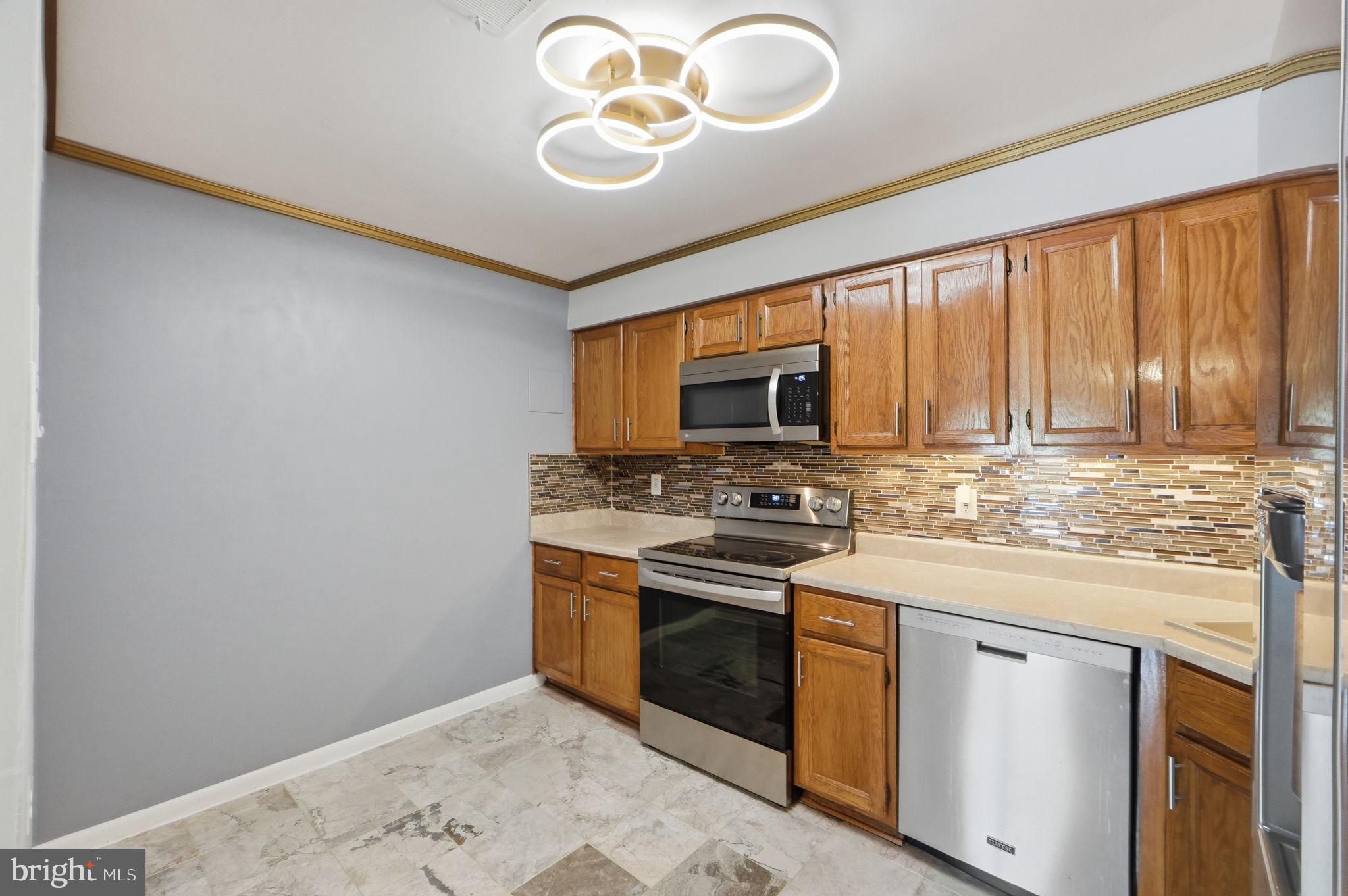 DEVON HILLS CONDO - Residential