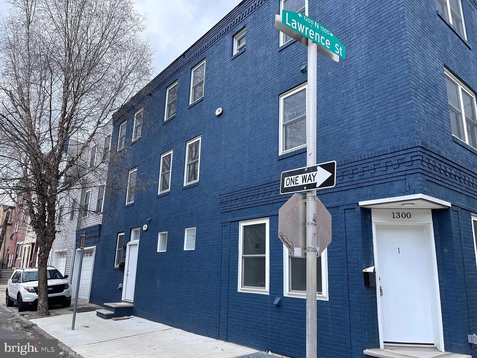OLDE KENSINGTON - Residential Lease