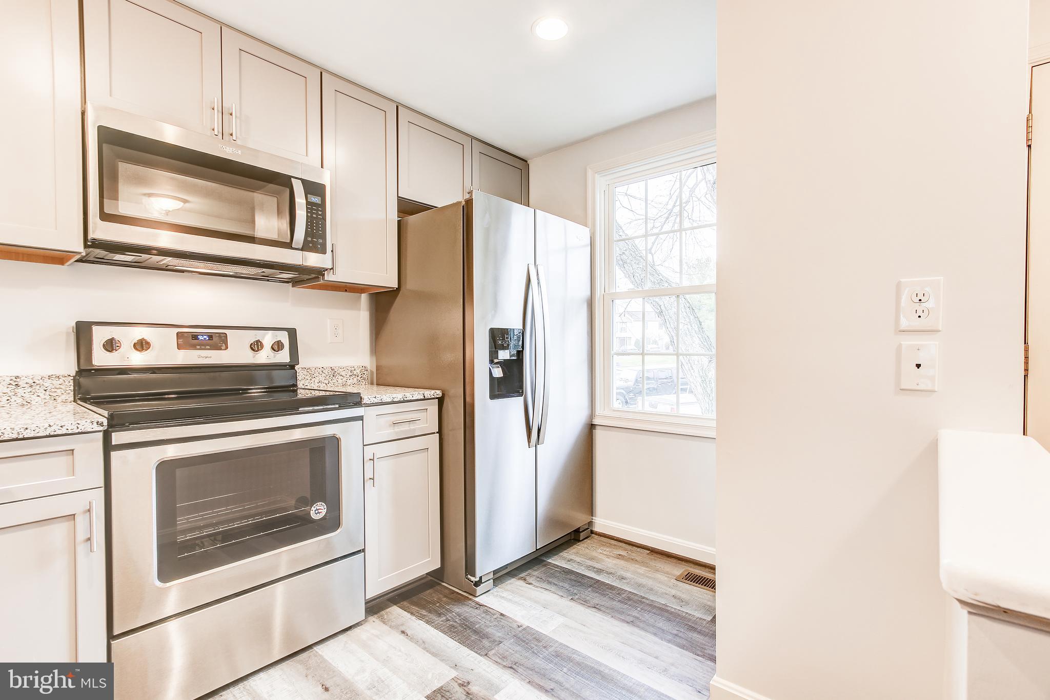 MIDDLEBROOK COMMONS - Residential
