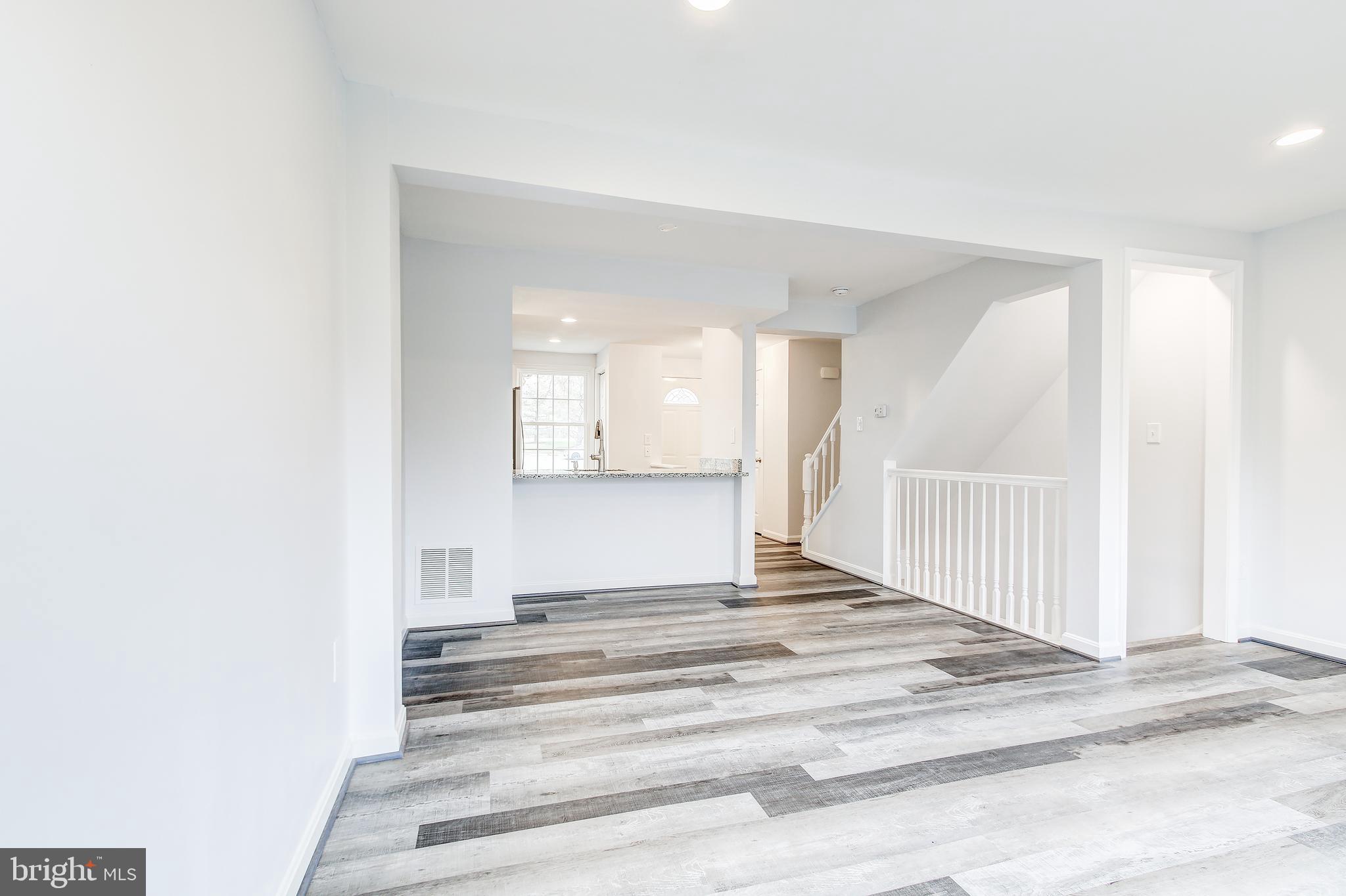 MIDDLEBROOK COMMONS - Residential