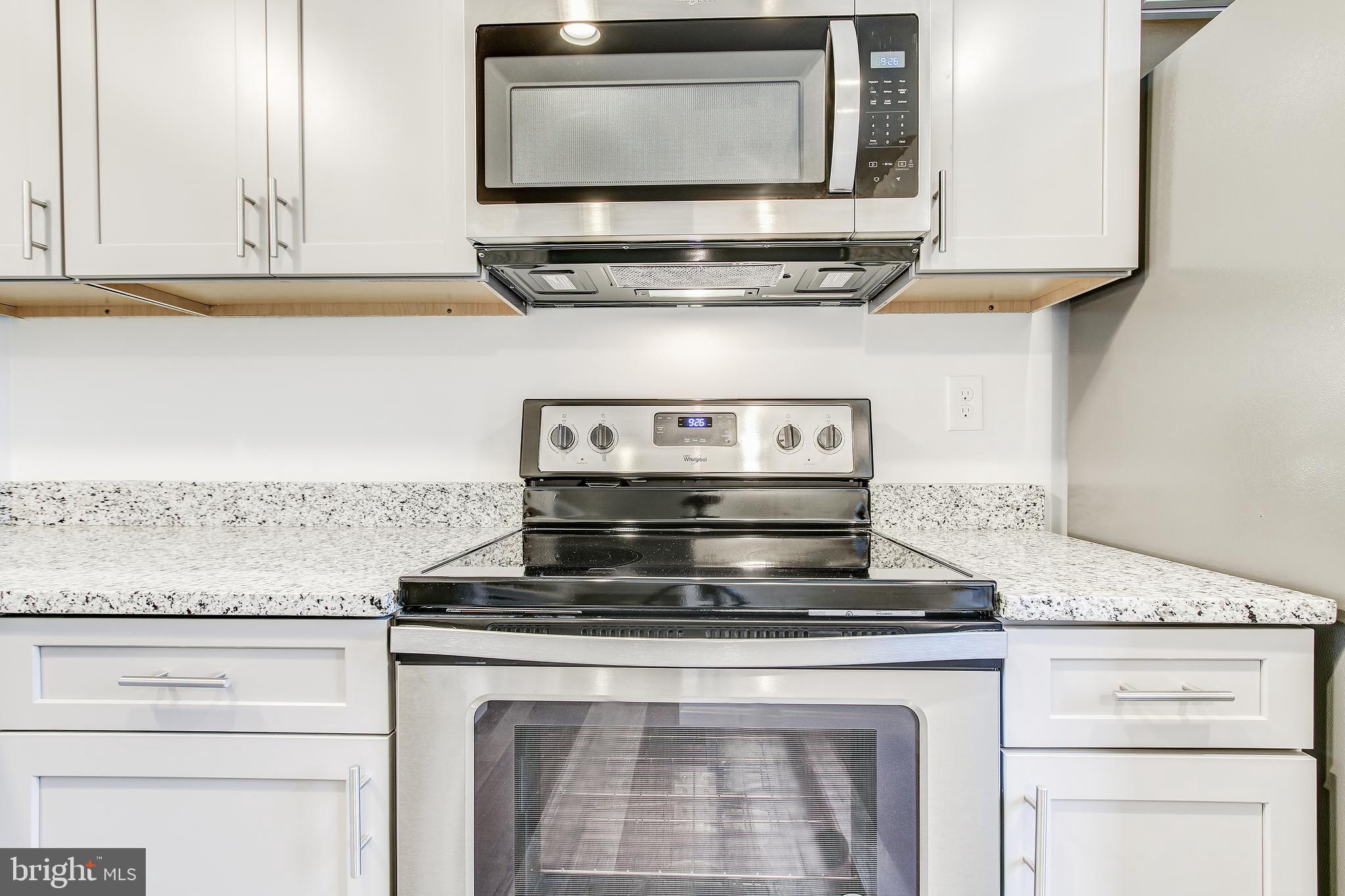 MIDDLEBROOK COMMONS - Residential