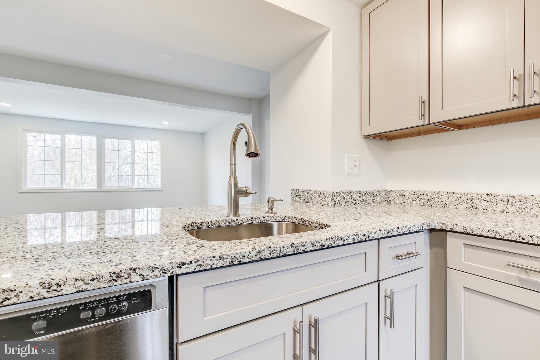 MIDDLEBROOK COMMONS - Residential