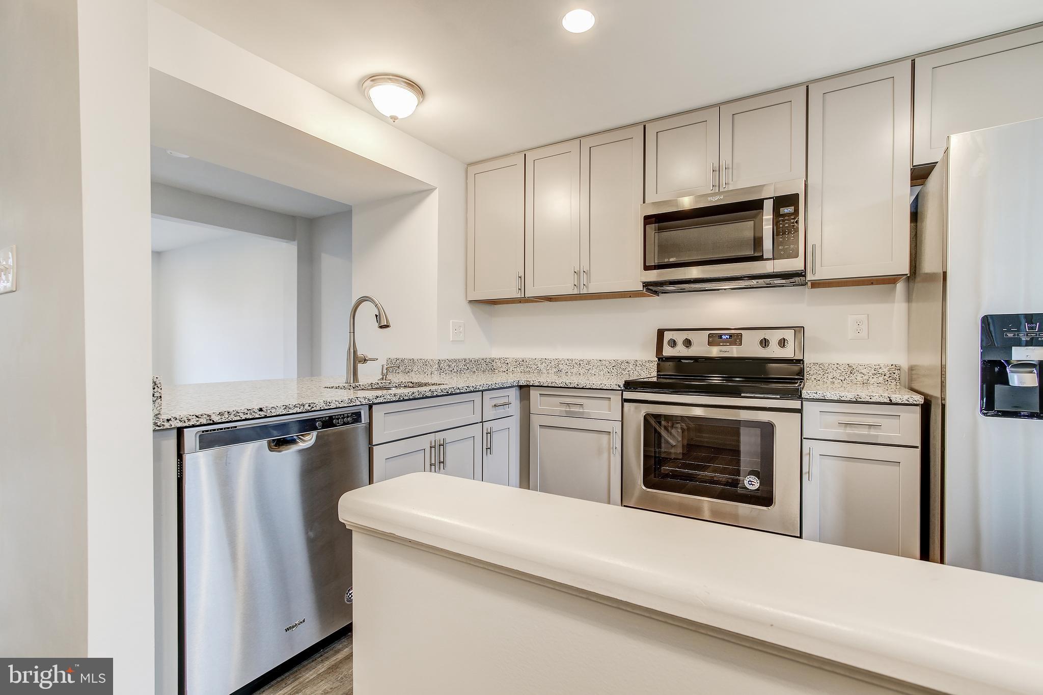MIDDLEBROOK COMMONS - Residential