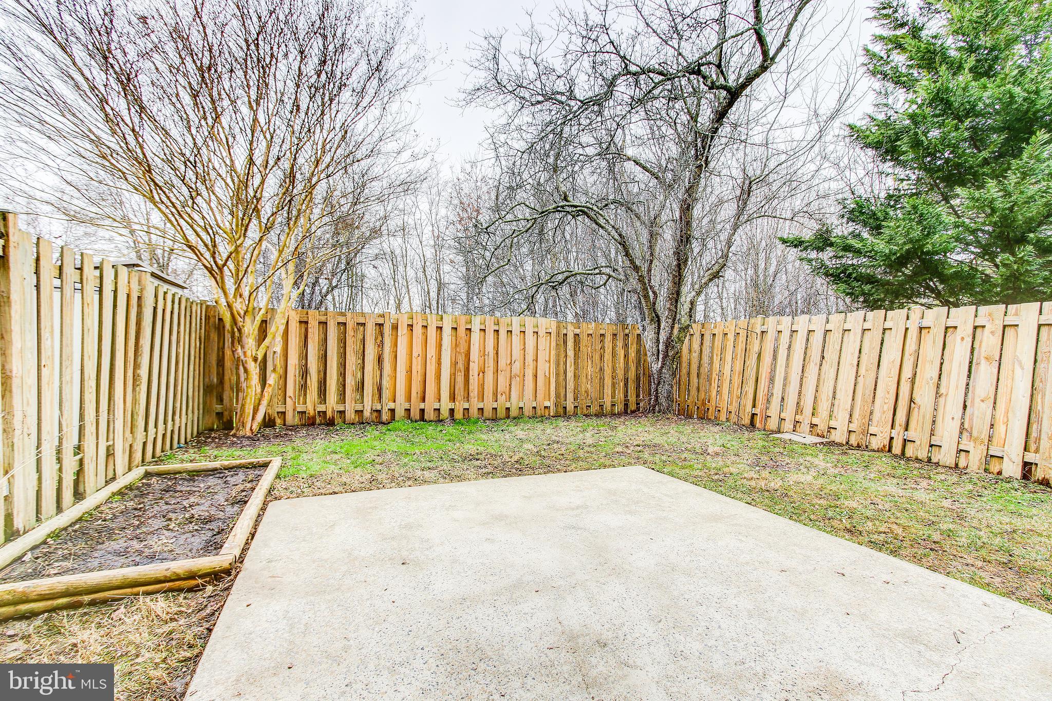 MIDDLEBROOK COMMONS - Residential