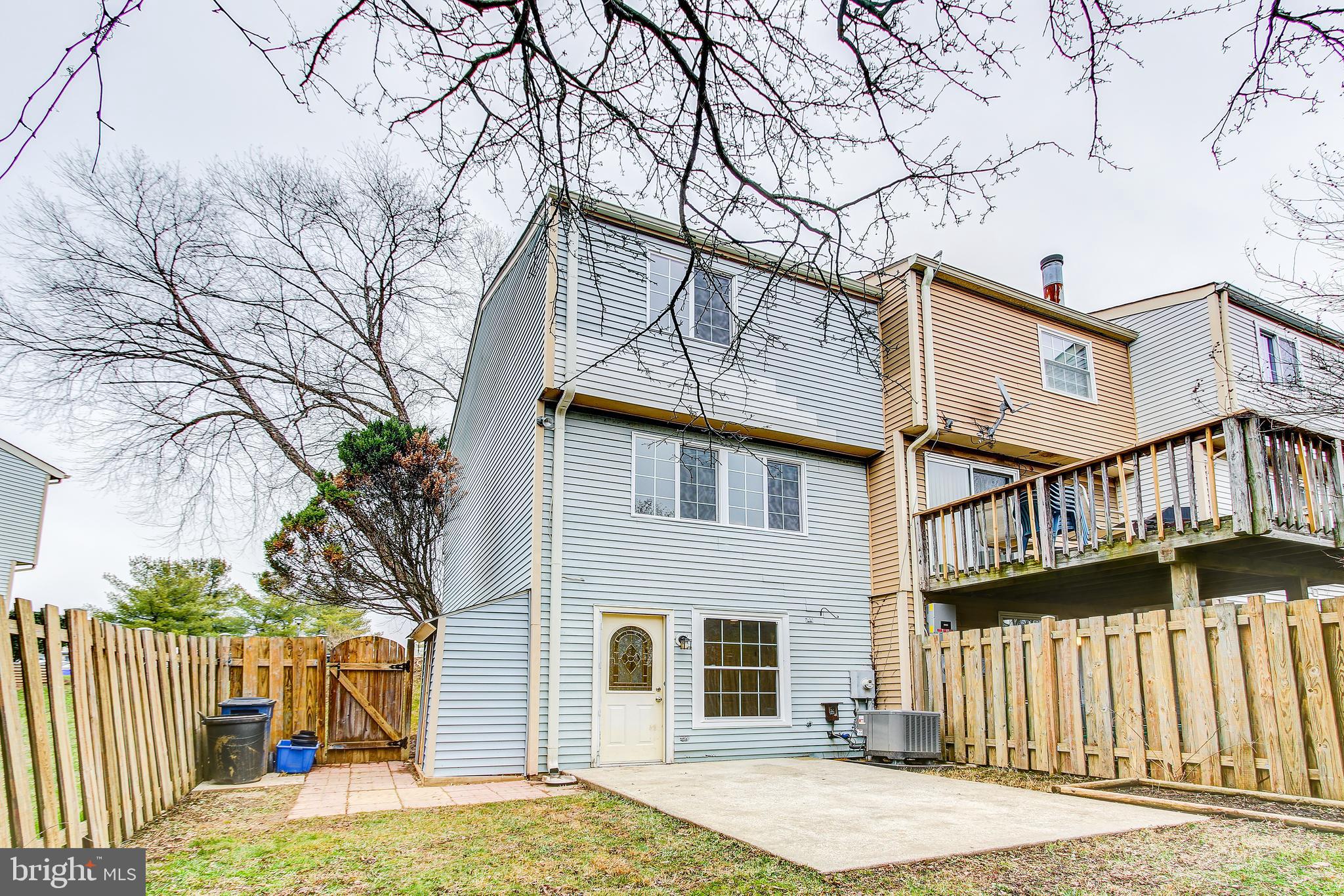 MIDDLEBROOK COMMONS - Residential