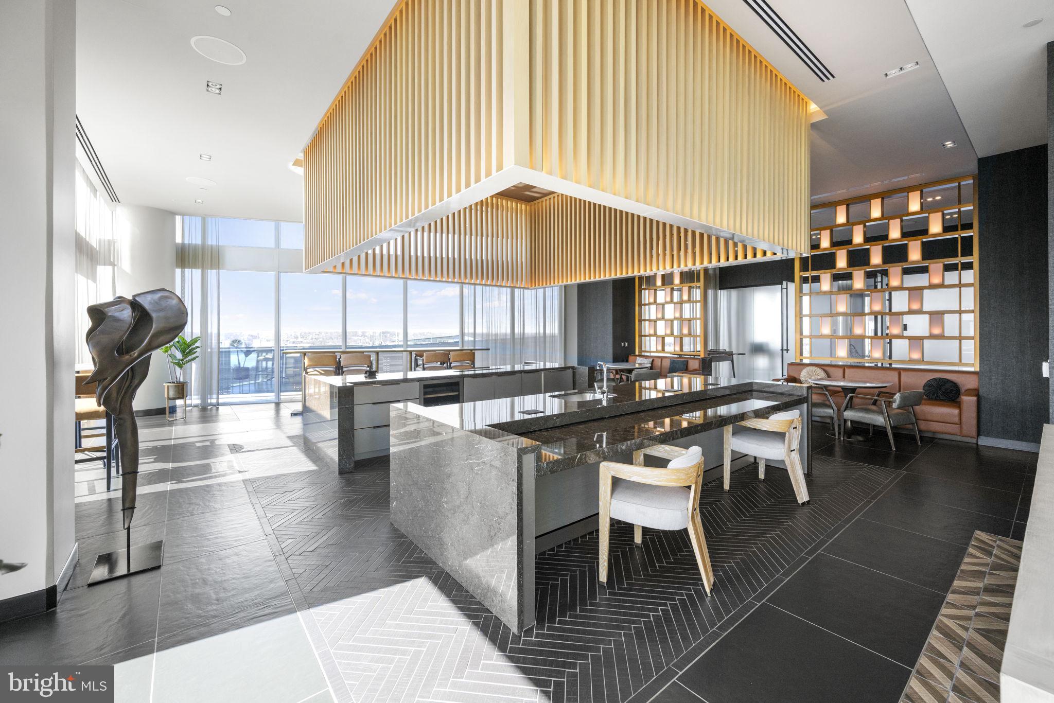 ROSSLYN - Residential
